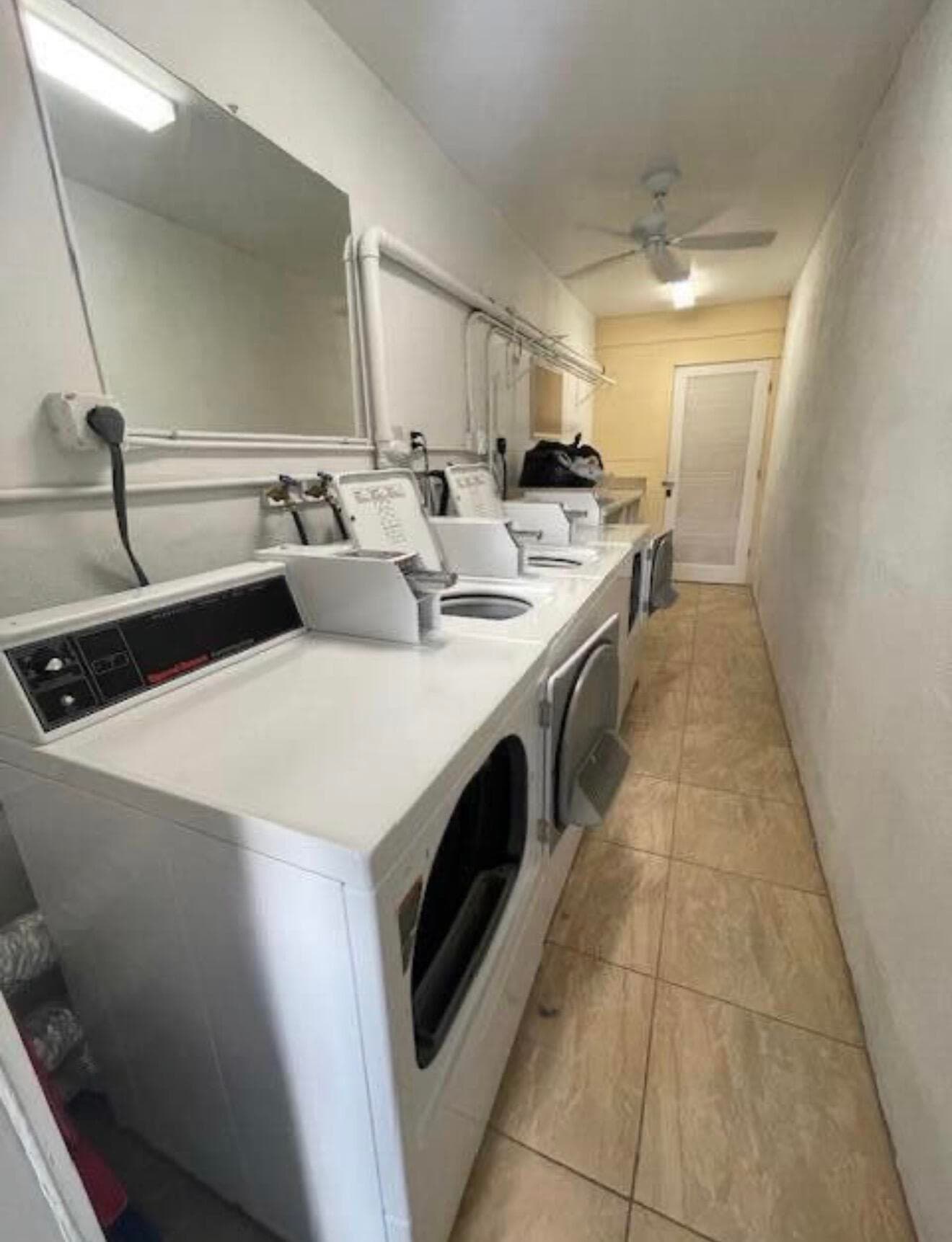 66 Easthampton C C, West Palm Beach, FL 33417 8