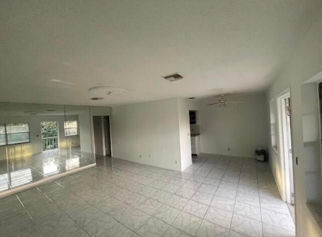 66 Easthampton C C, West Palm Beach, FL 33417 15