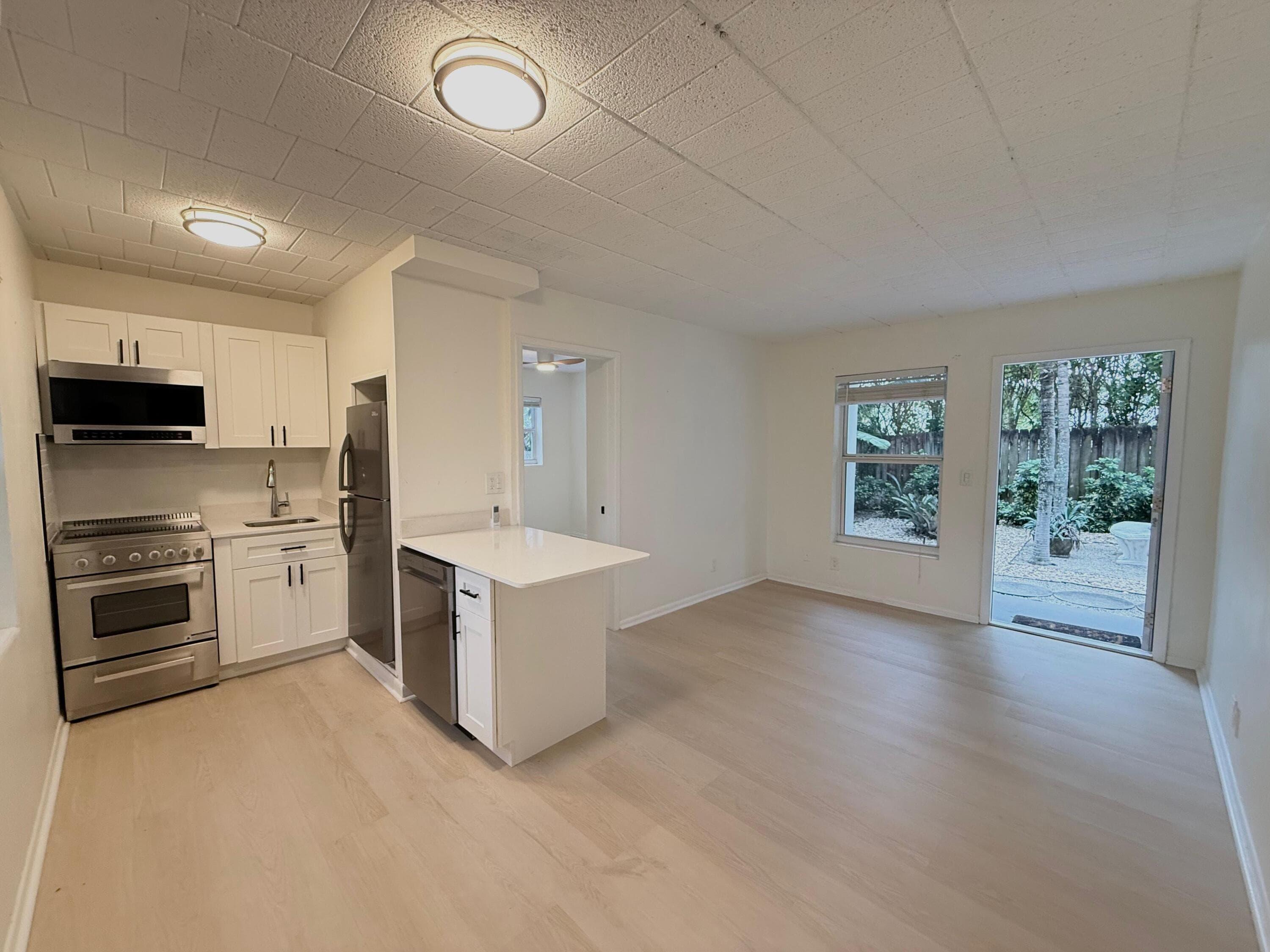 1713 Florida Avenue B2, West Palm Beach, FL 33401 4