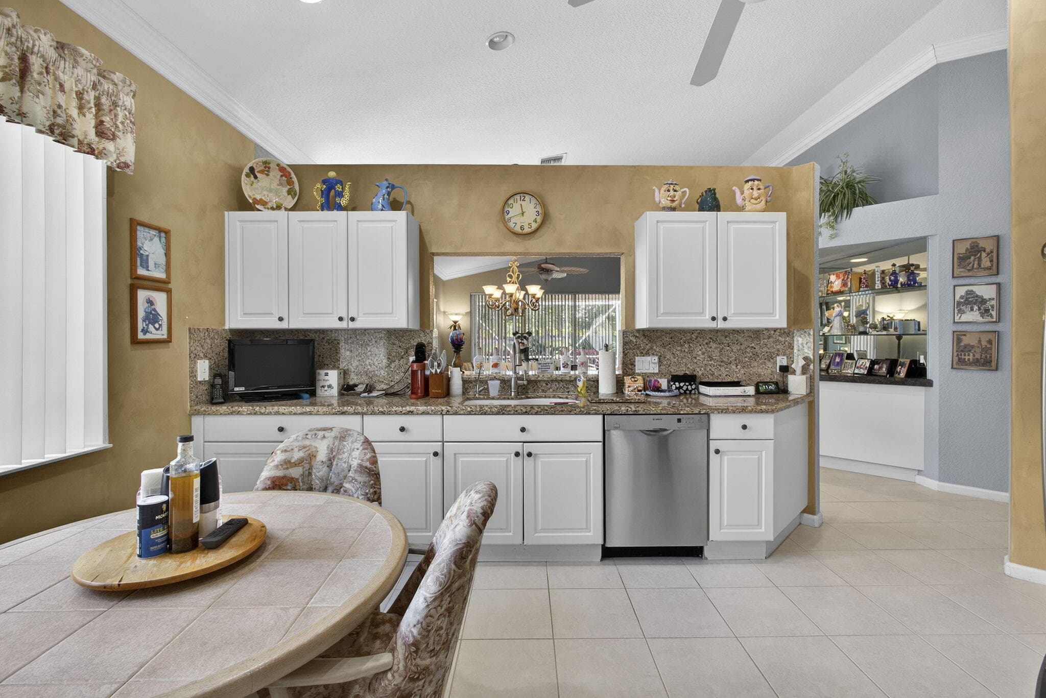 9146 Bay Point Circle, West Palm Beach, FL 33411 12