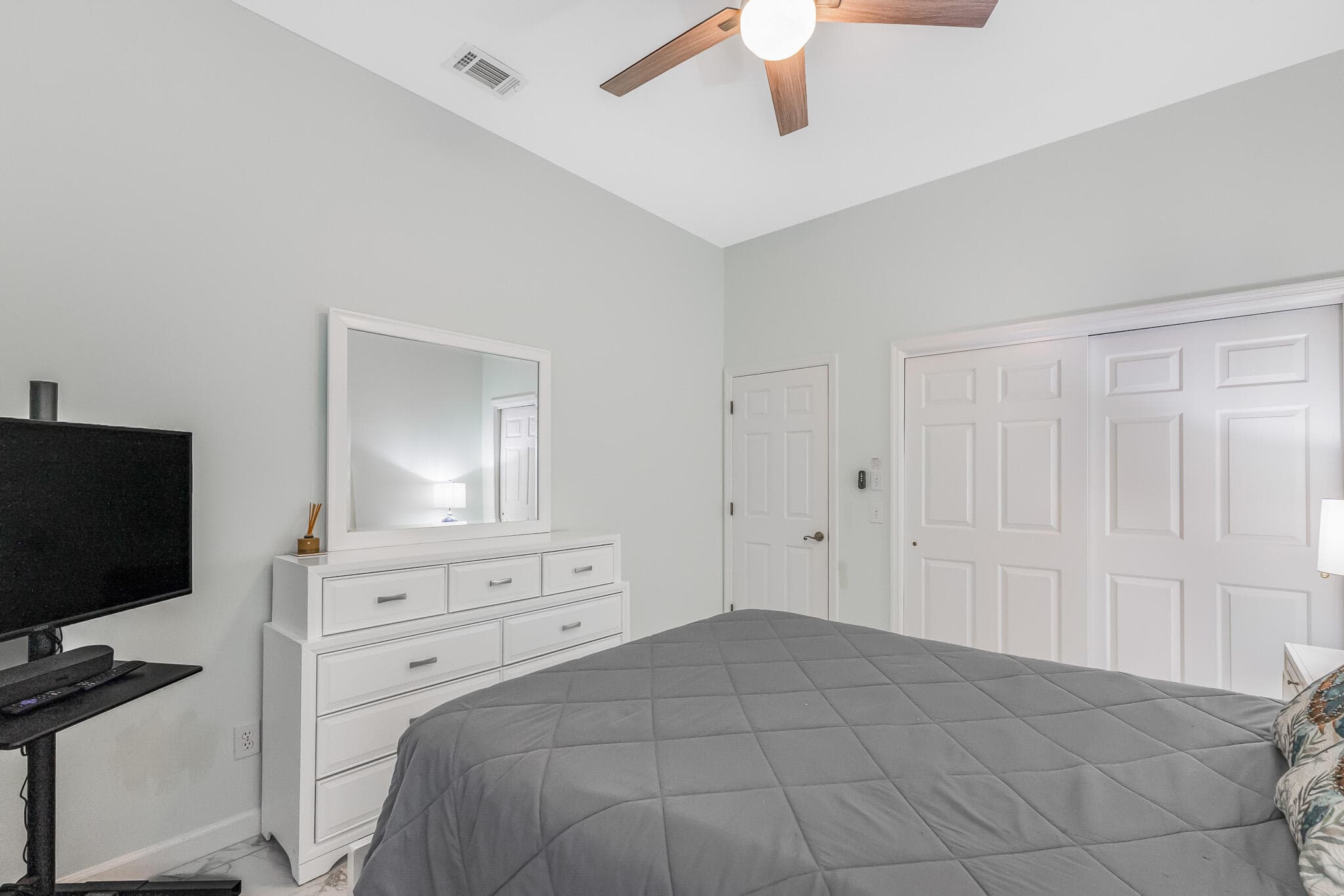 9421 Poinciana Court, Fort Pierce, FL 34951 24