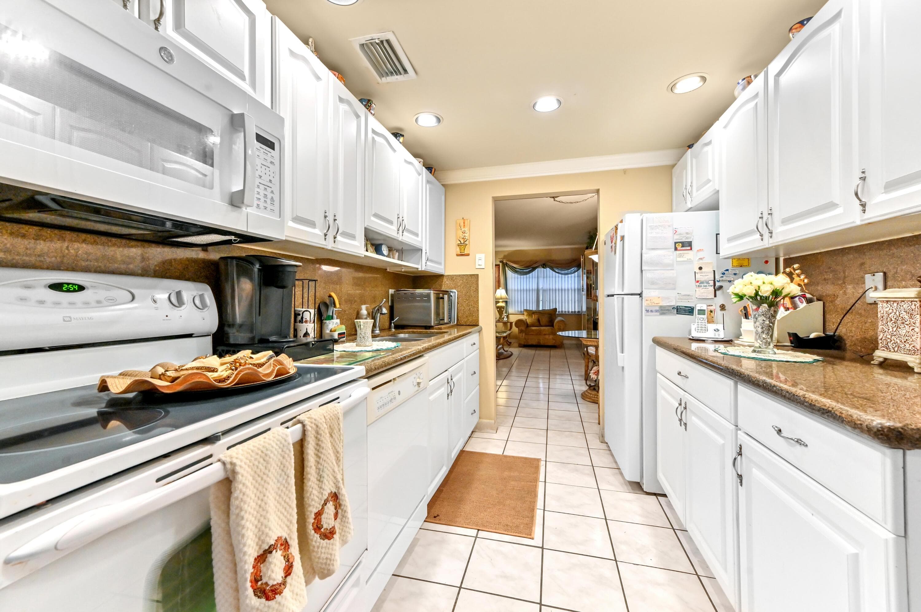 6 Abbey Lane 104, Delray Beach, FL 33446 14