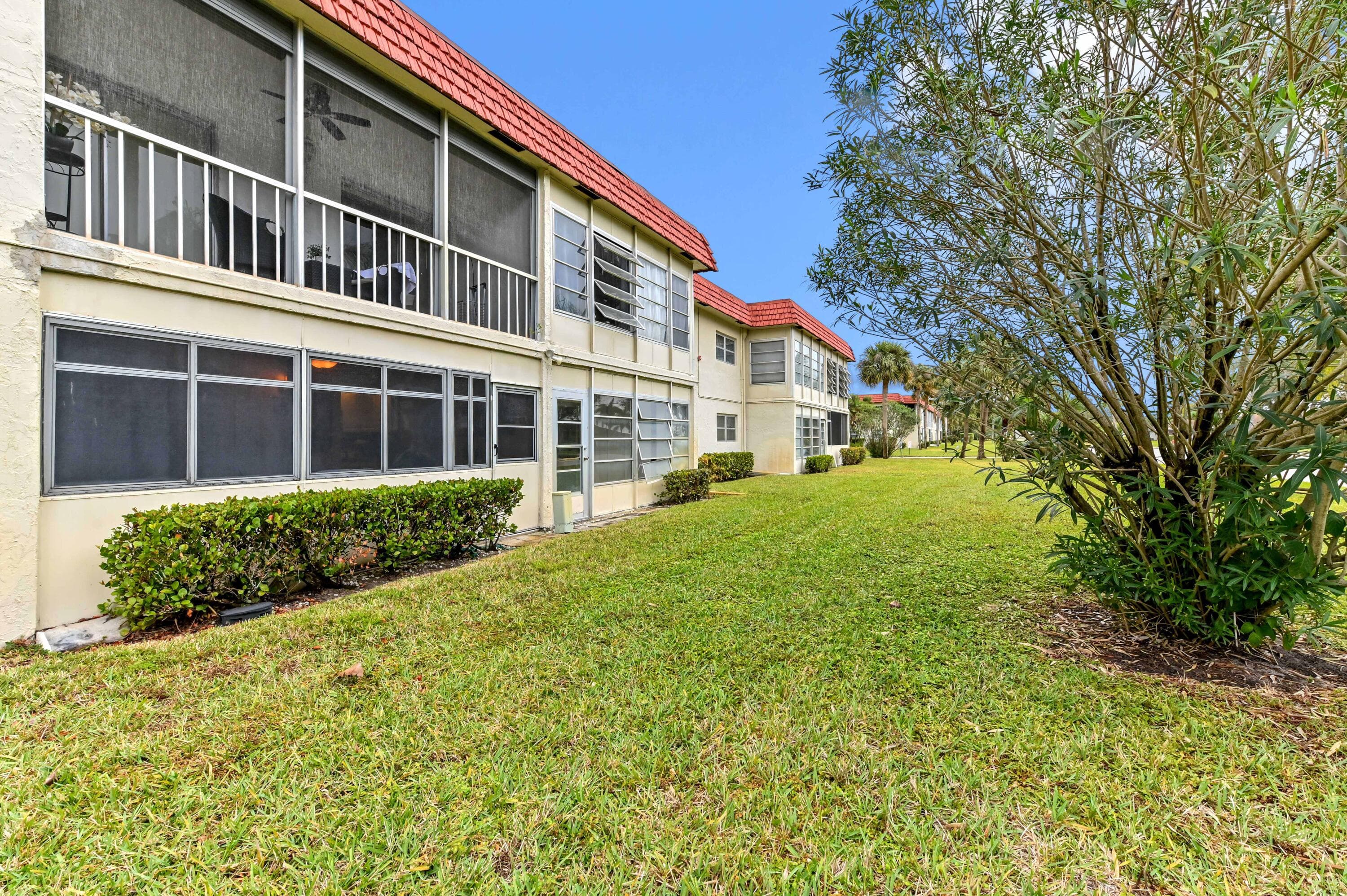 6 Abbey Lane 104, Delray Beach, FL 33446 24