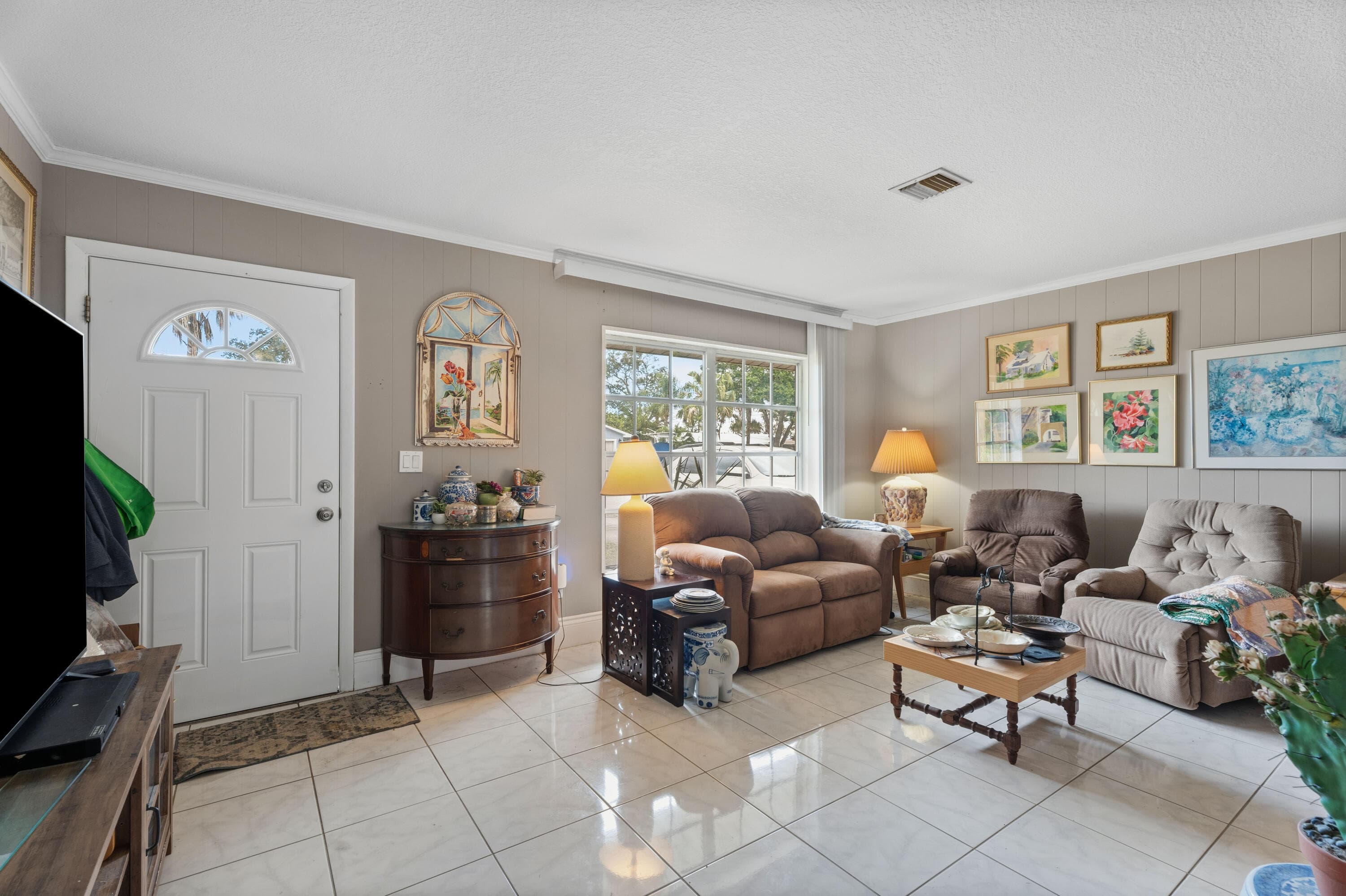 464 SE Asbury Lane, Port St. Lucie, FL 34983 2