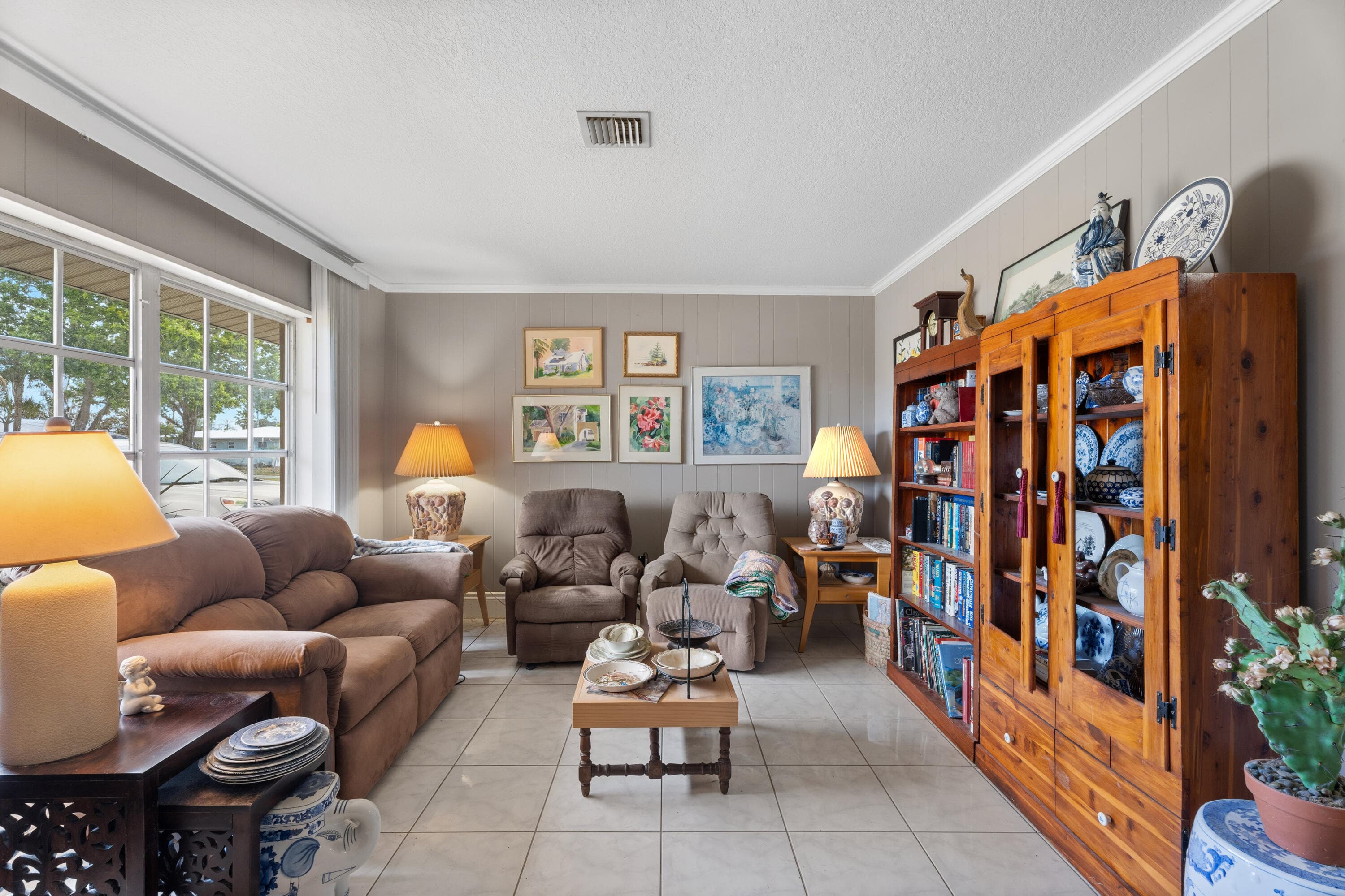 464 SE Asbury Lane, Port St. Lucie, FL 34983 3