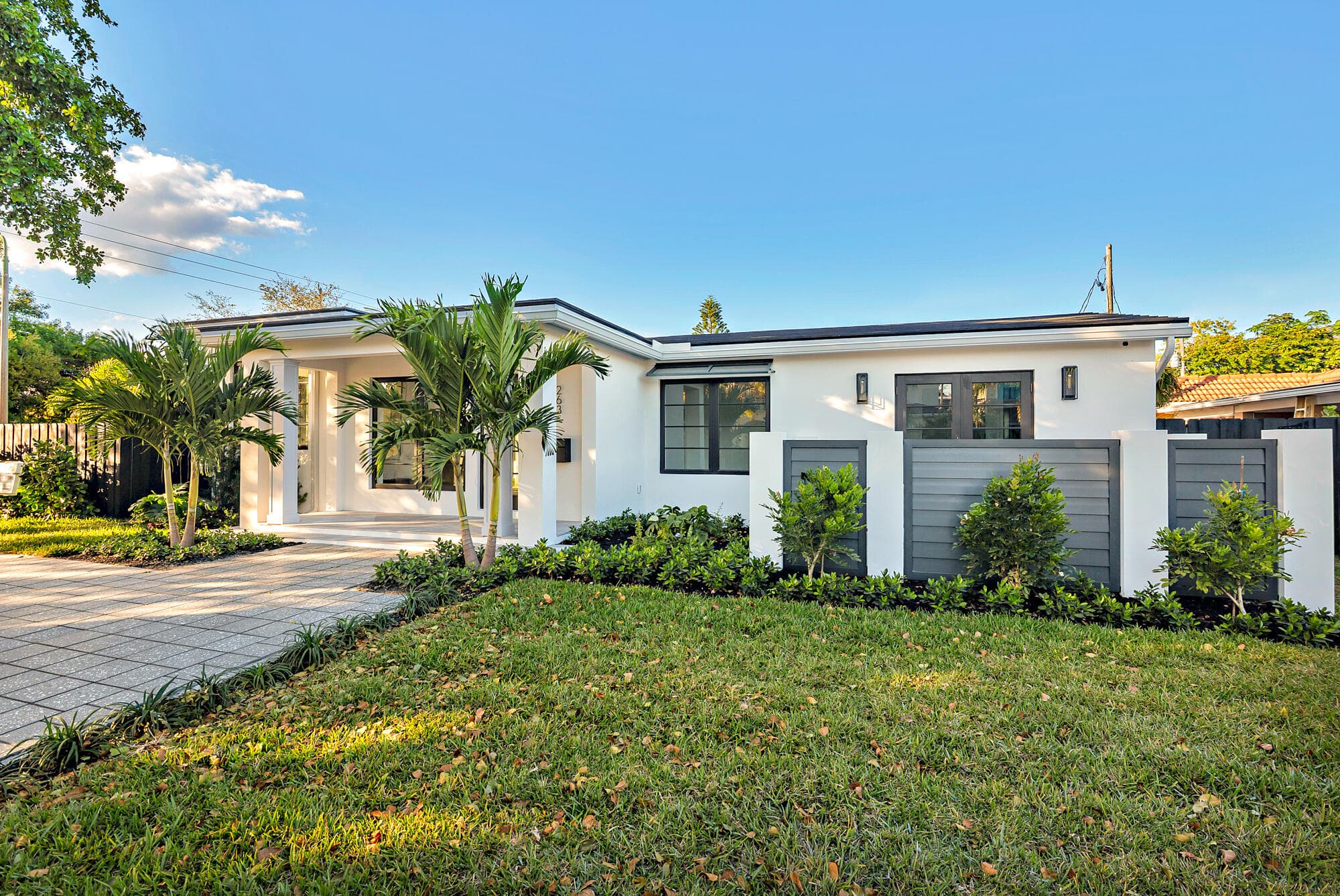 263 Alhambra Place, West Palm Beach, FL 33405 32