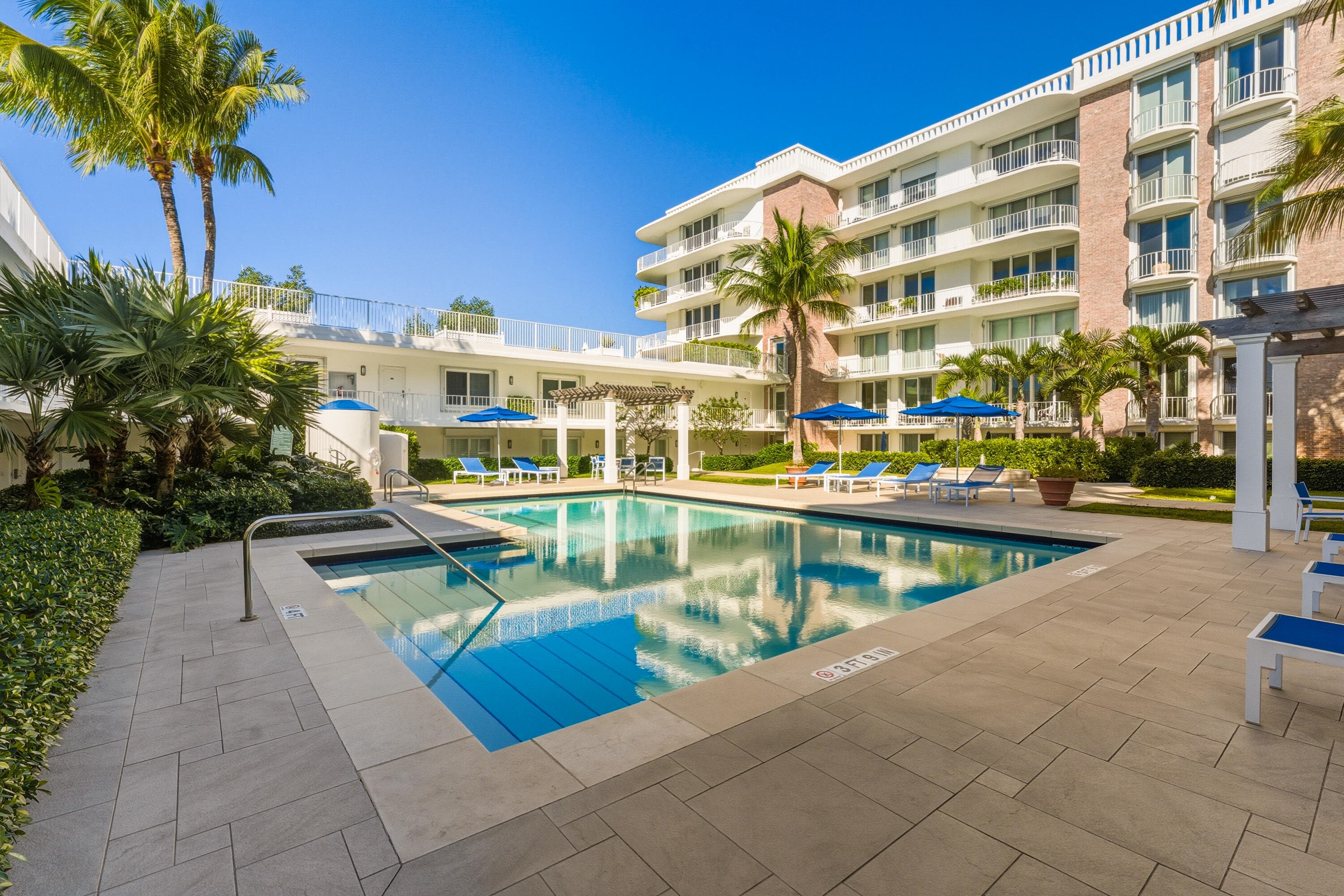 100 Worth Avenue 310, Palm Beach, FL 33480 25