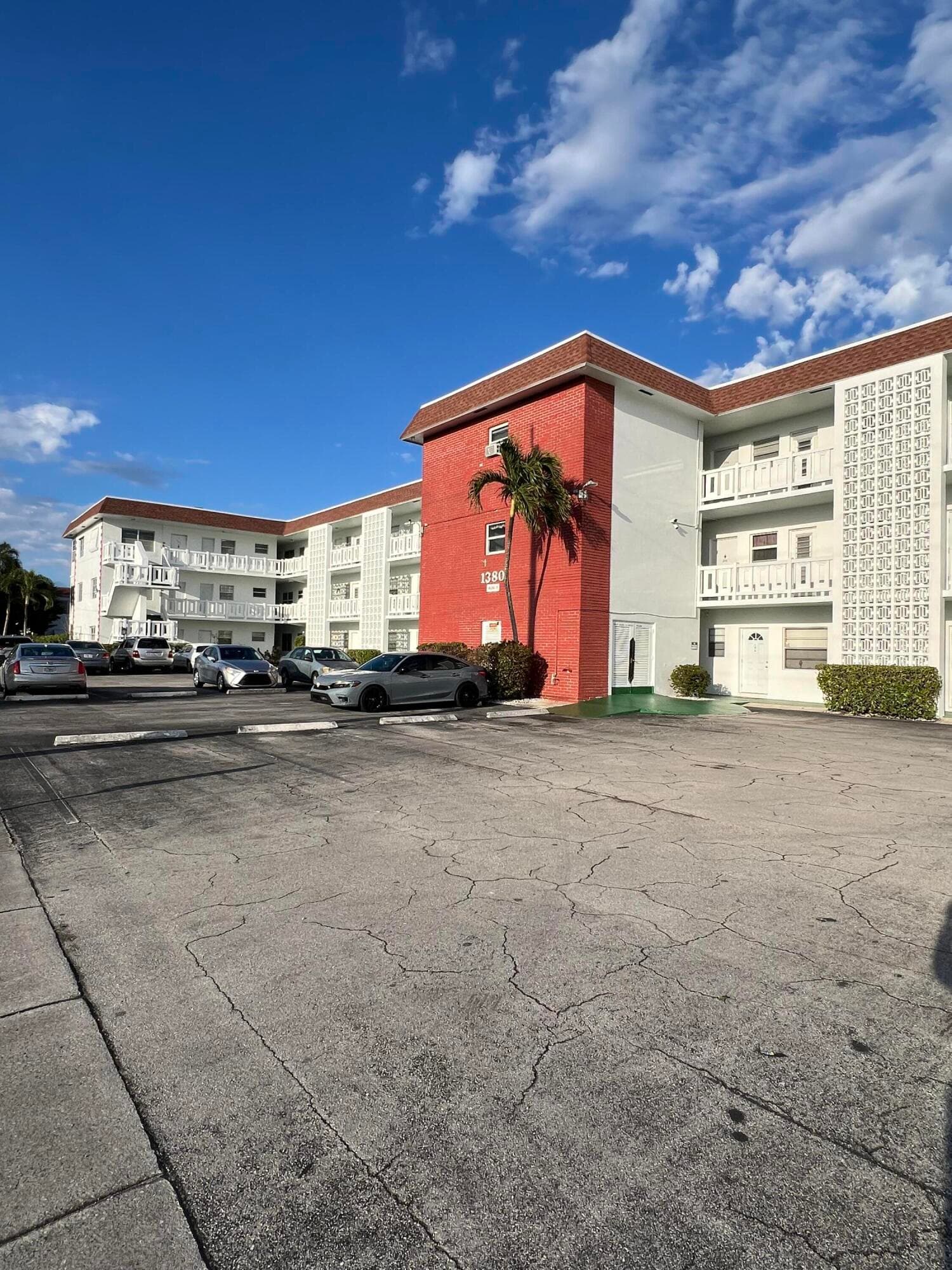 1380 NW 43rd Terrace 208, Lauderhill, FL 33313 4