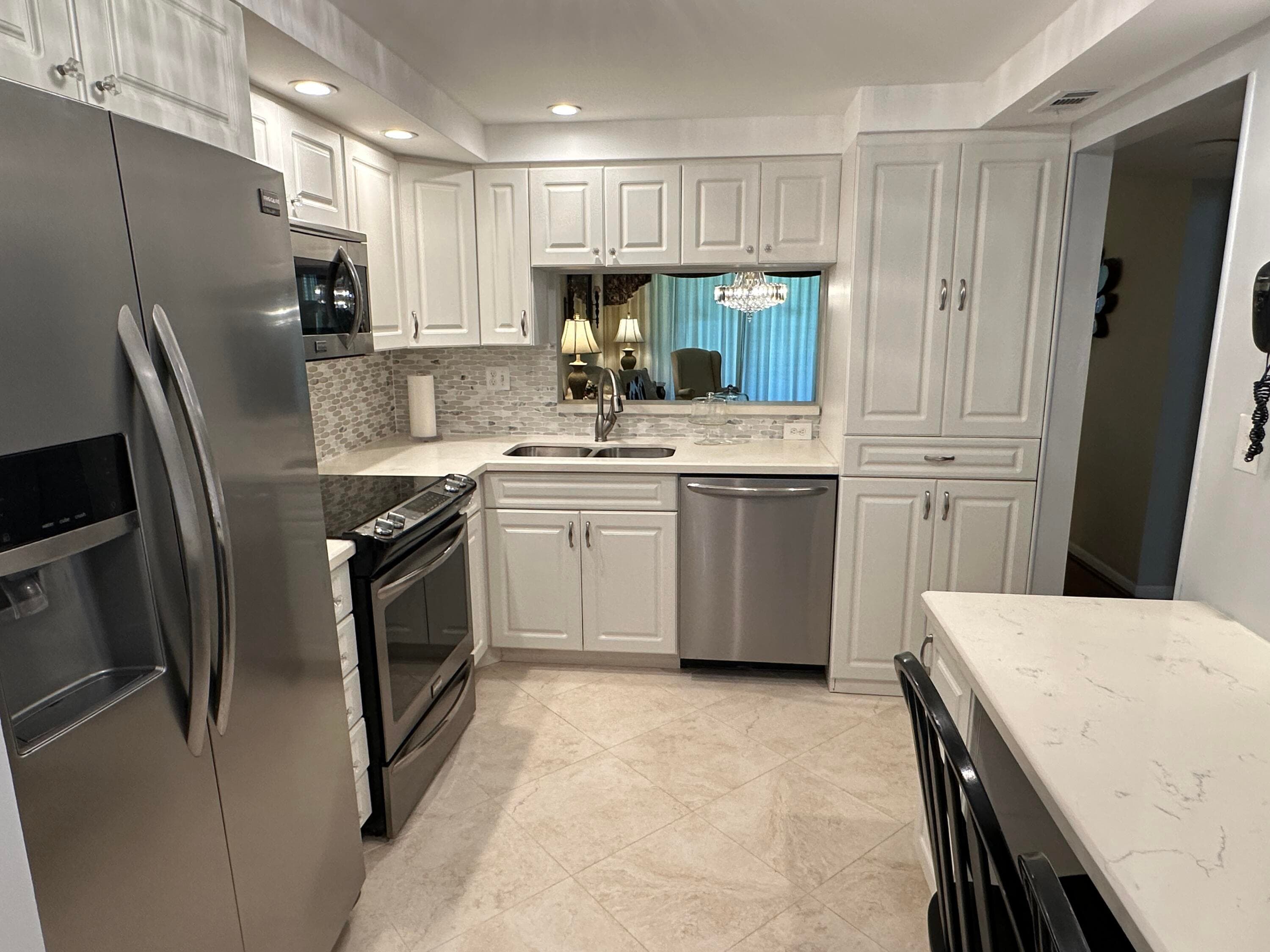 1101 Colony Point Circle 108, Pembroke Pines, FL 33026