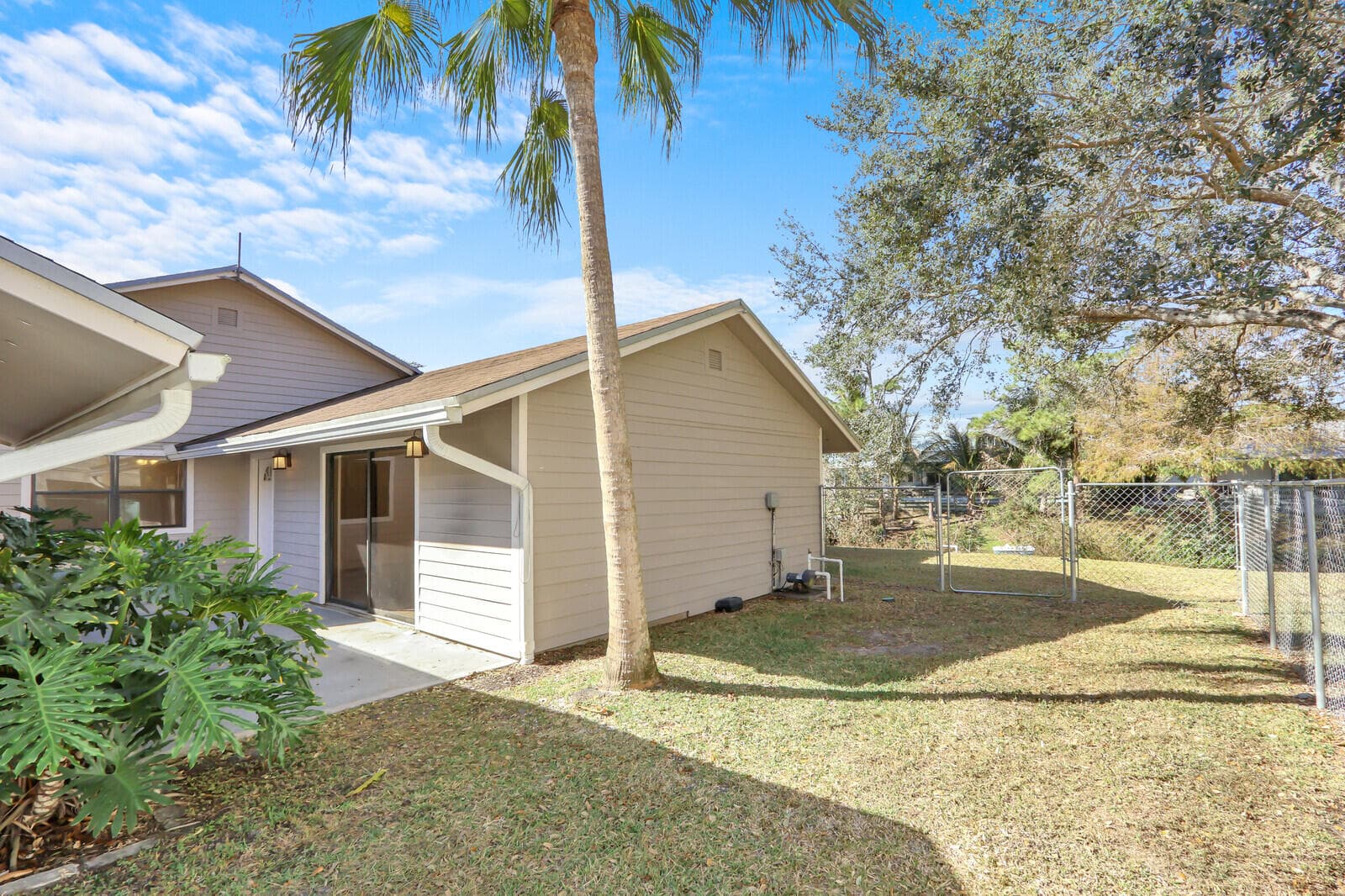 8074 SE River Lane, Stuart, FL 34997 38