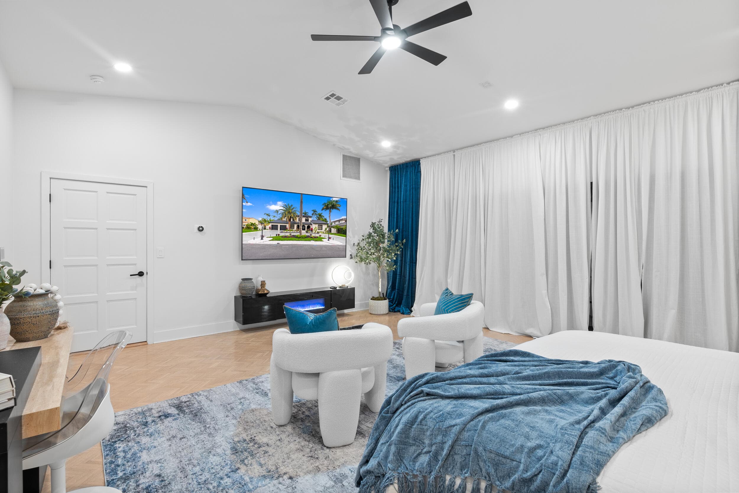 516 Royal Plaza Drive, Fort Lauderdale, FL 33301 13