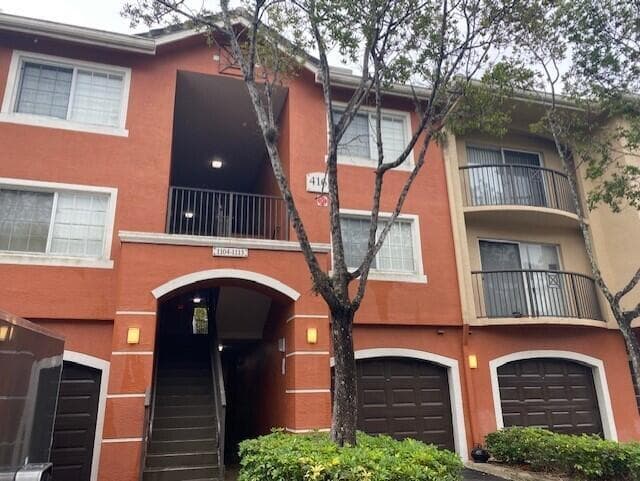 4167 N Haverhill Road 1107, West Palm Beach, FL 33417