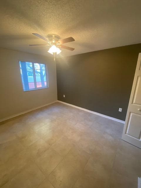 4167 N Haverhill Road 1107, West Palm Beach, FL 33417 10