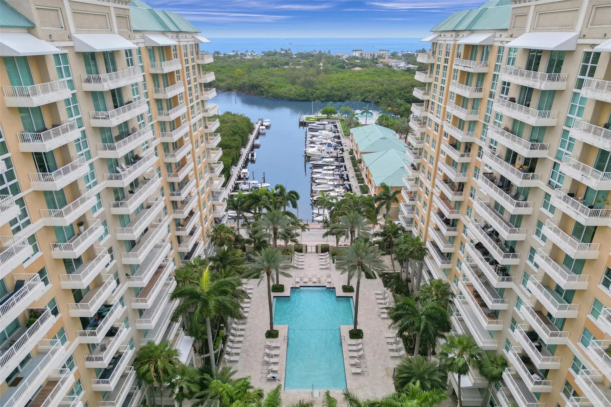 625 Casa Loma Boulevard 403, Boynton Beach, FL 33435 3
