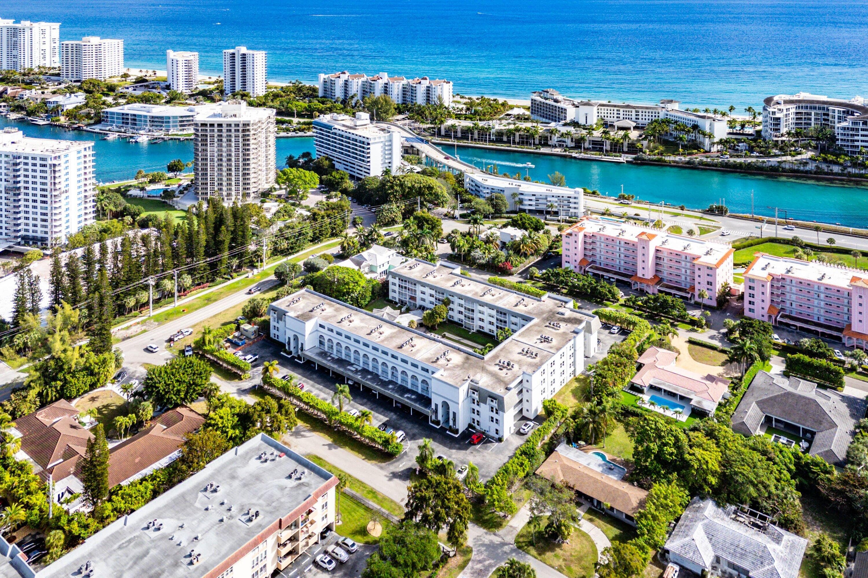 800 E Camino Real 409, Boca Raton, FL 33432 35