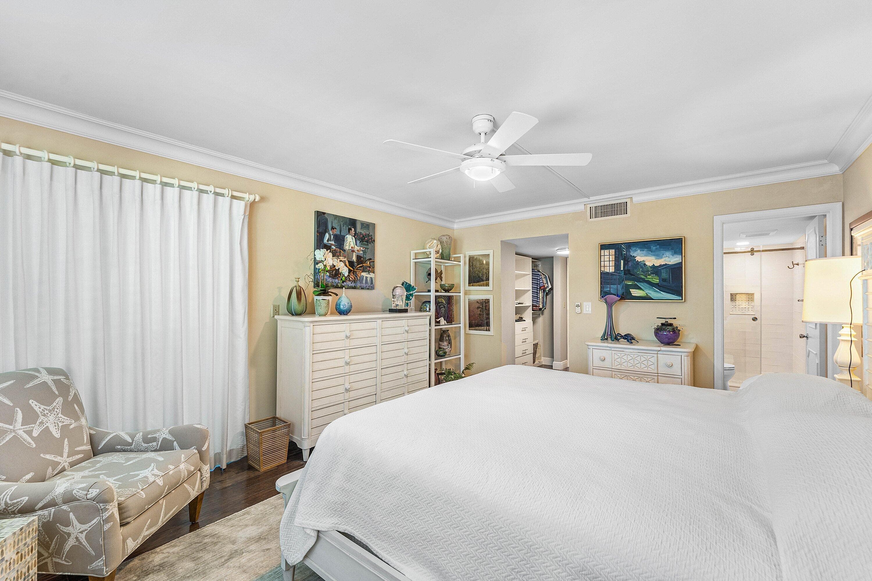 800 E Camino Real 409, Boca Raton, FL 33432 21