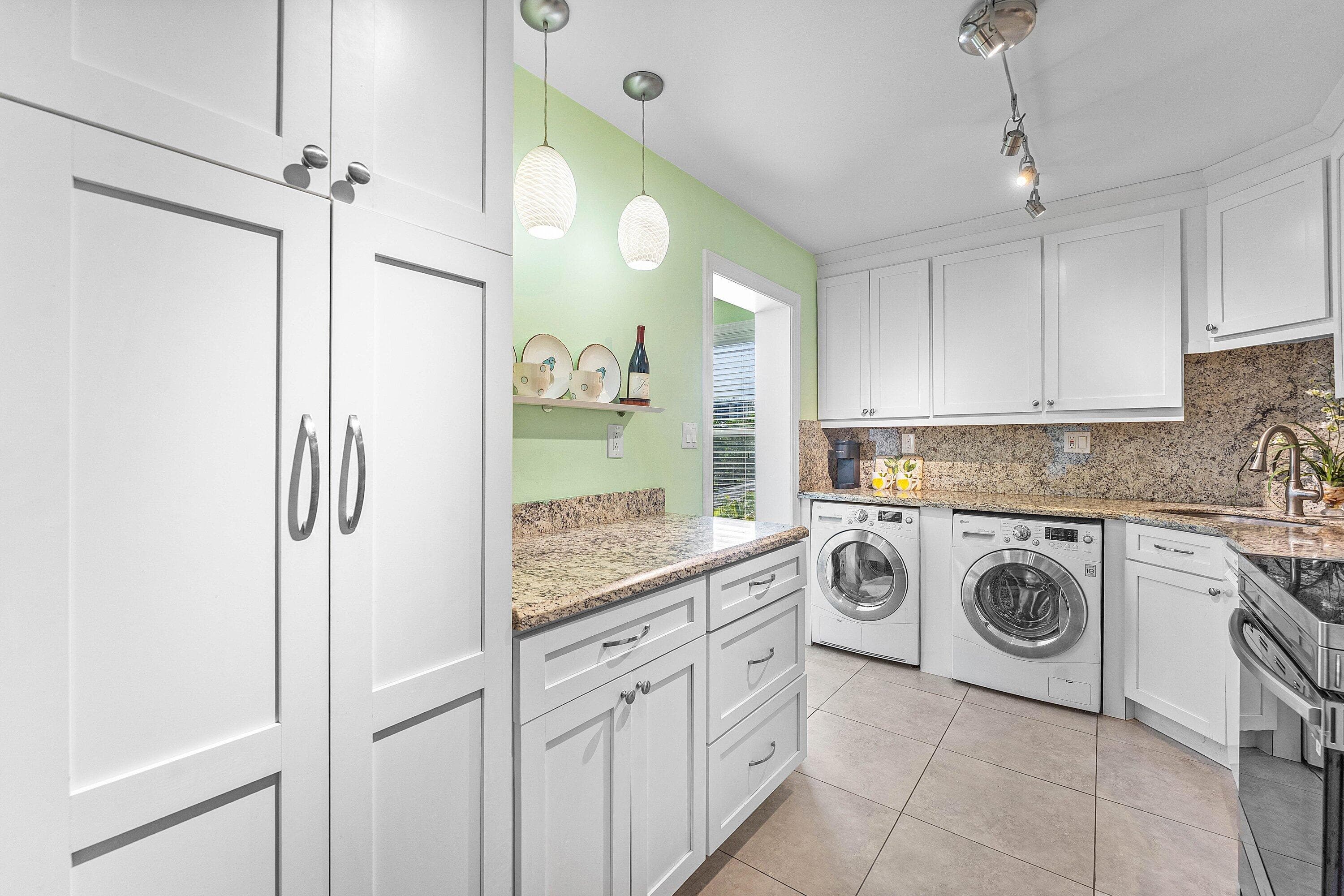 800 E Camino Real 409, Boca Raton, FL 33432 18