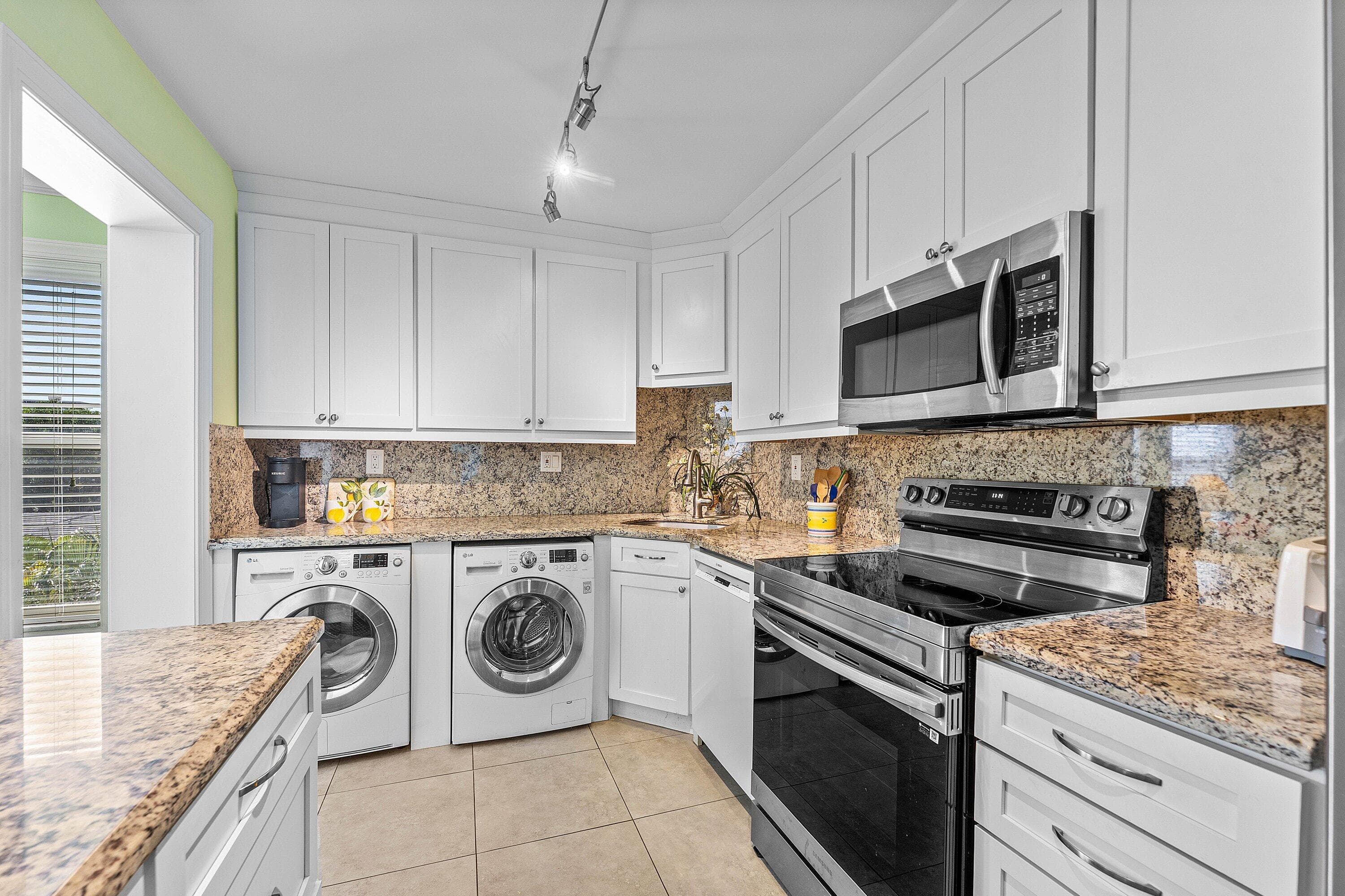800 E Camino Real 409, Boca Raton, FL 33432 16