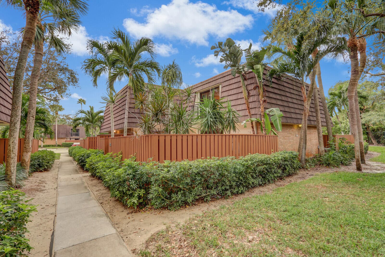 1138 11th Court, Jupiter, FL 33477 2