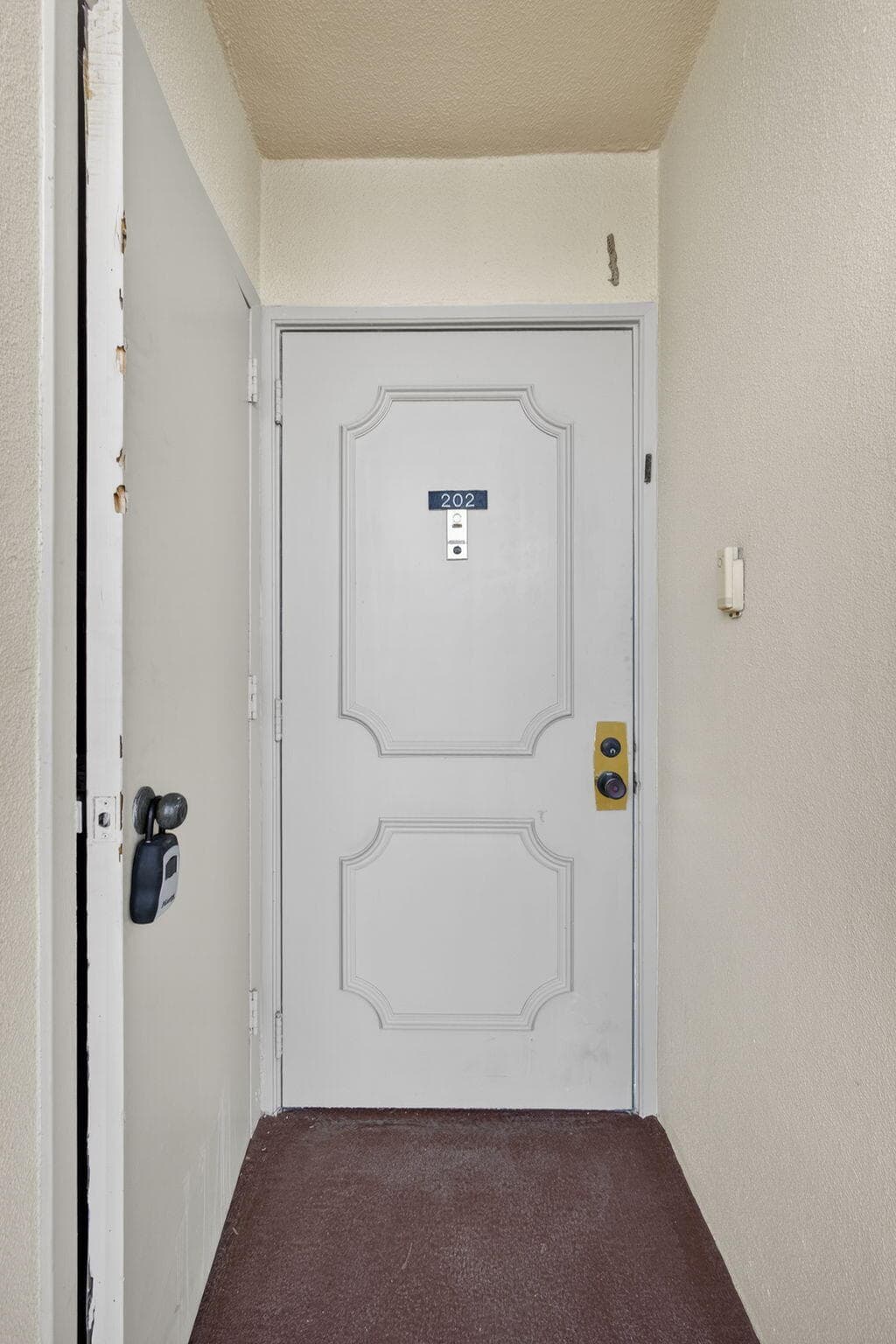 3590 Via Poinciana 202, Lake Worth, FL 33467 8