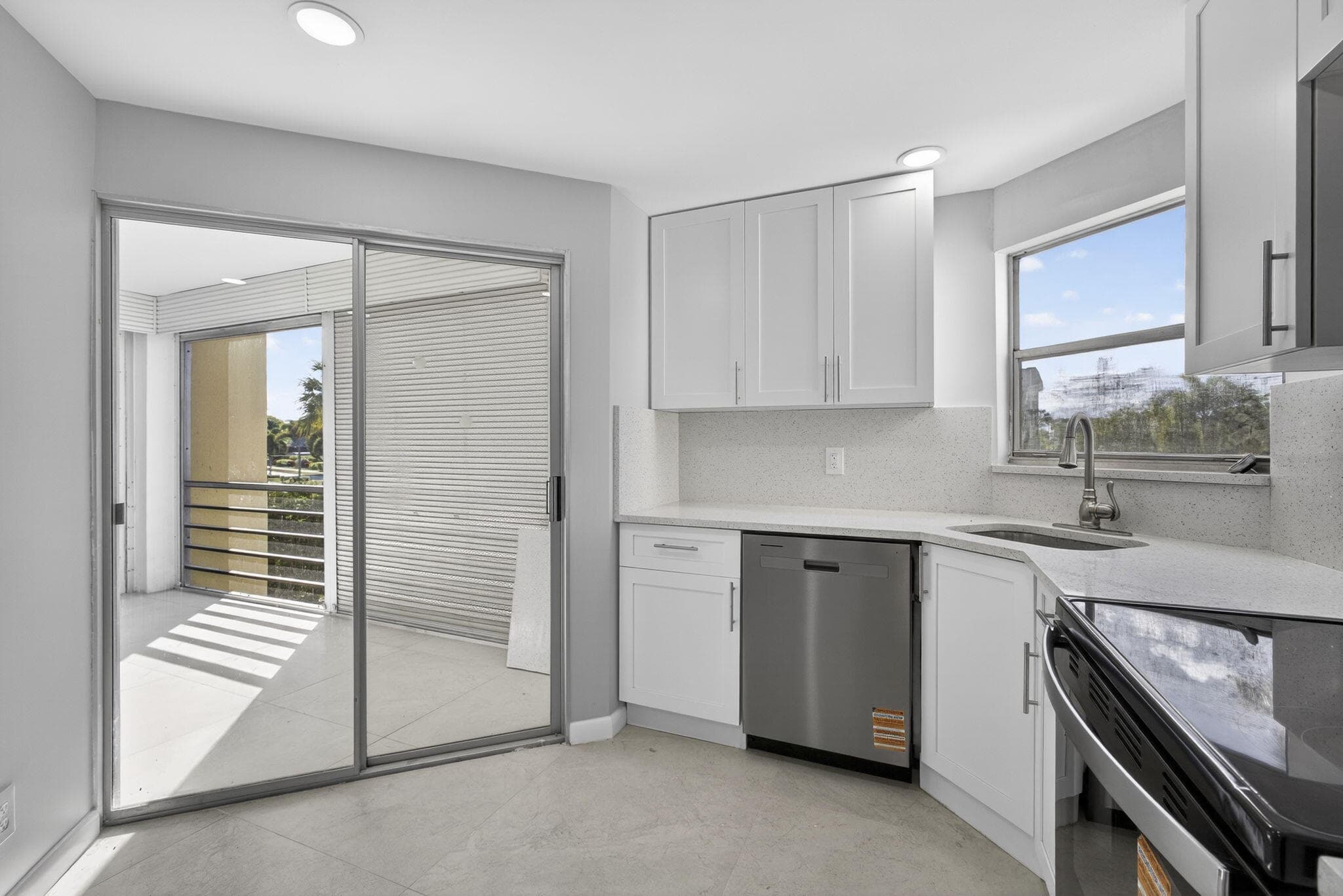 3590 Via Poinciana 202, Lake Worth, FL 33467 31