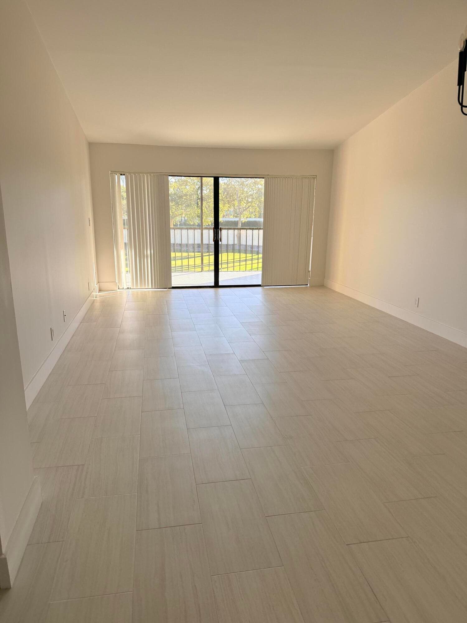 5021 Oak Hill Lane 123, Delray Beach, FL 33484 2