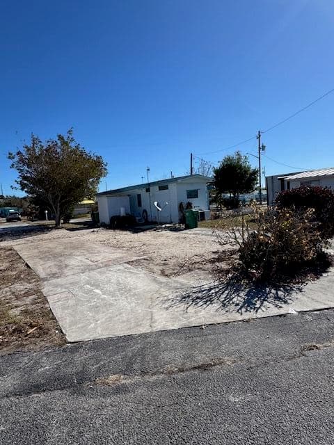 2023 St Lucie Blvd, Fort Pierce, FL 34946 5