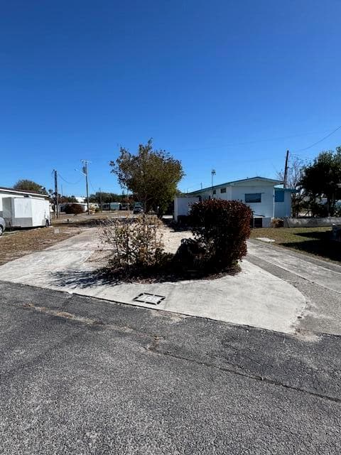 2023 St Lucie Blvd, Fort Pierce, FL 34946 4