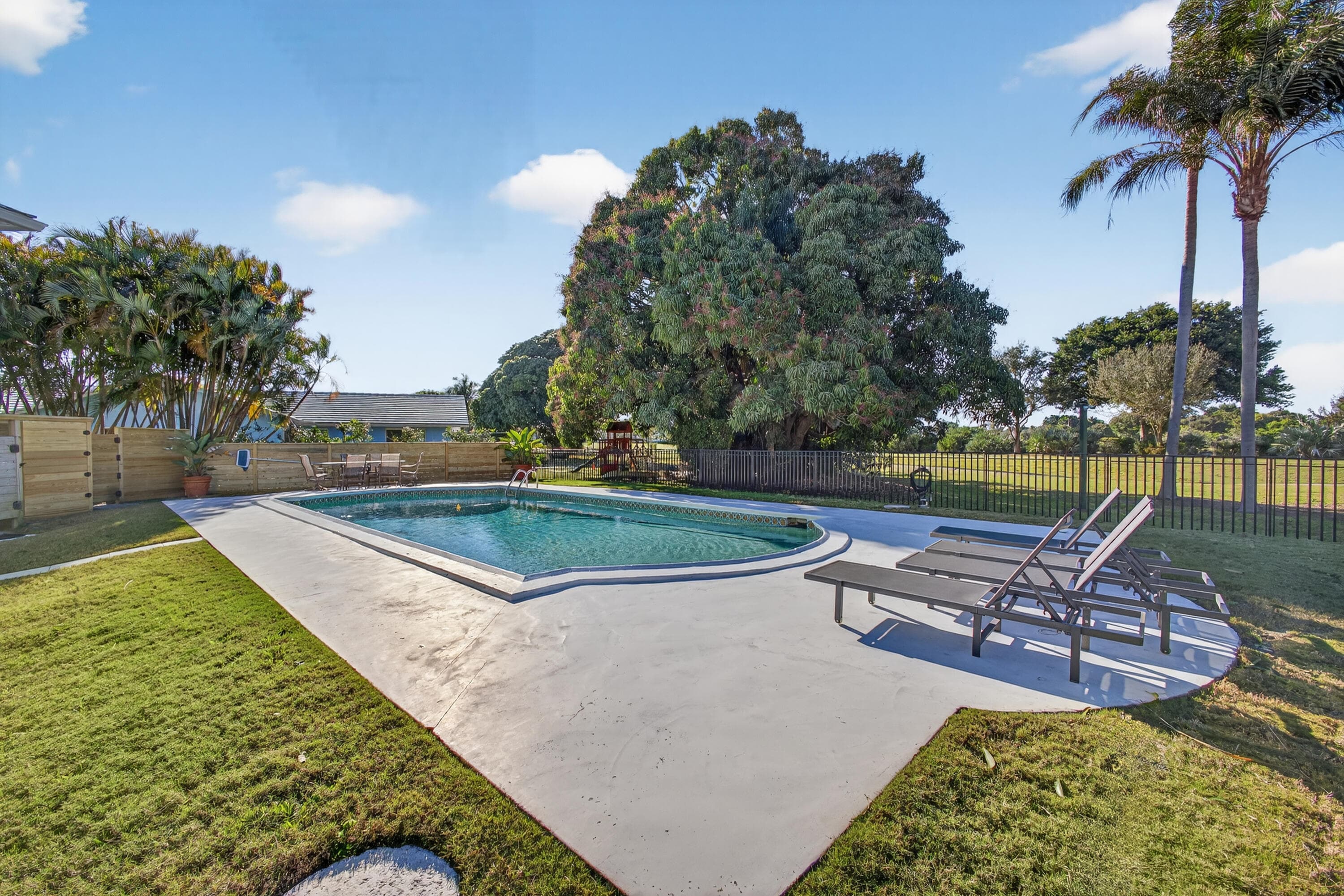 10355 Seagrape Way, Palm Beach Gardens, FL 33418 52