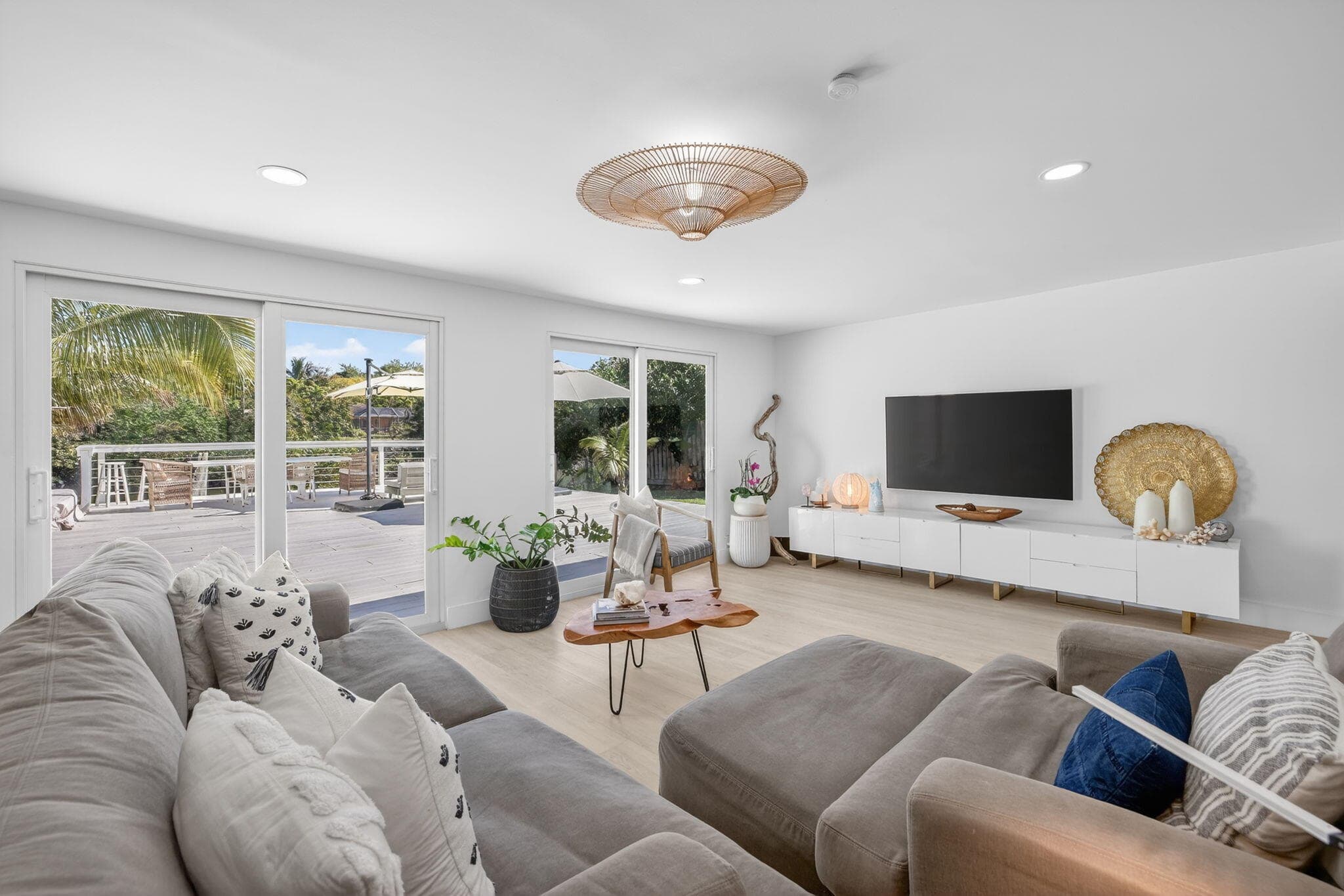 876 NW 6th Avenue, Boca Raton, FL 33432 15