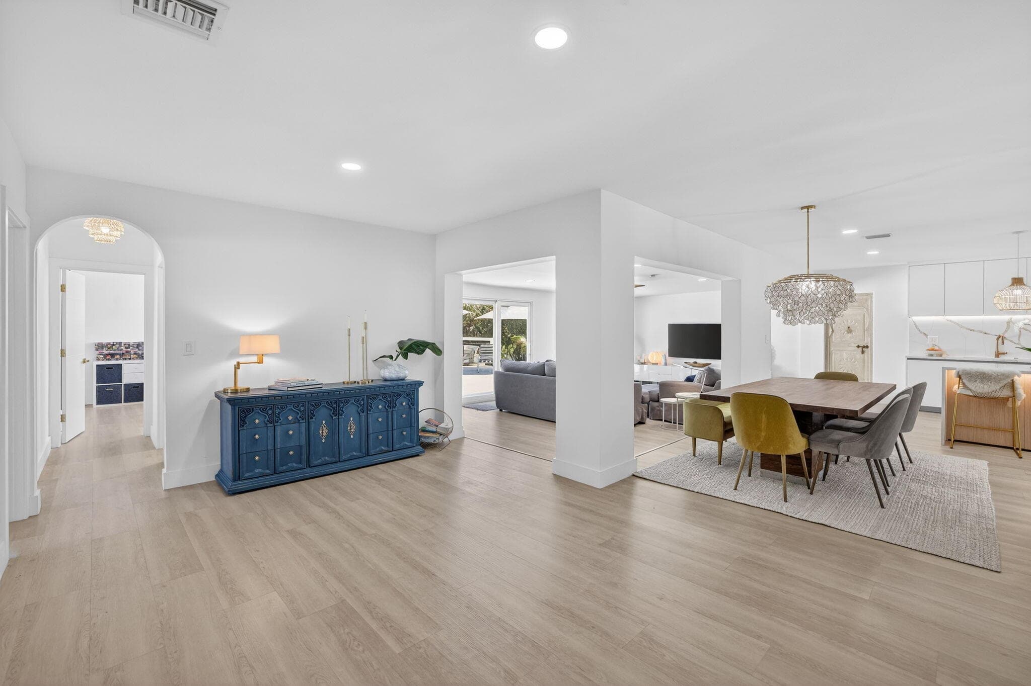 876 NW 6th Avenue, Boca Raton, FL 33432 35