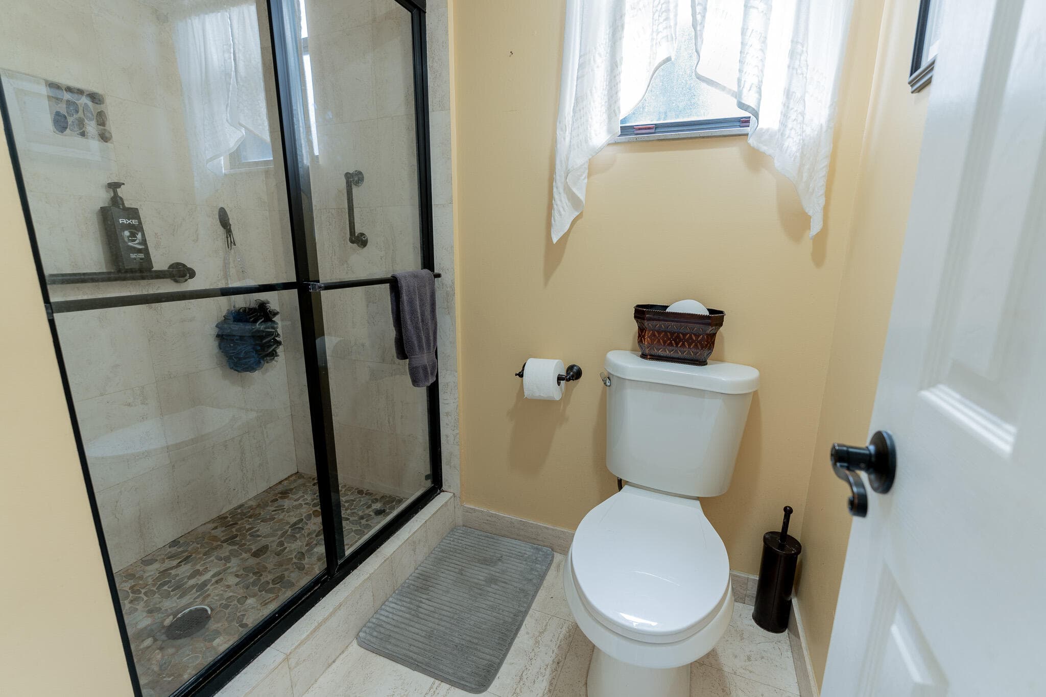 5390 Woodland Lakes Drive 201, Palm Beach Gardens, FL 33418 14