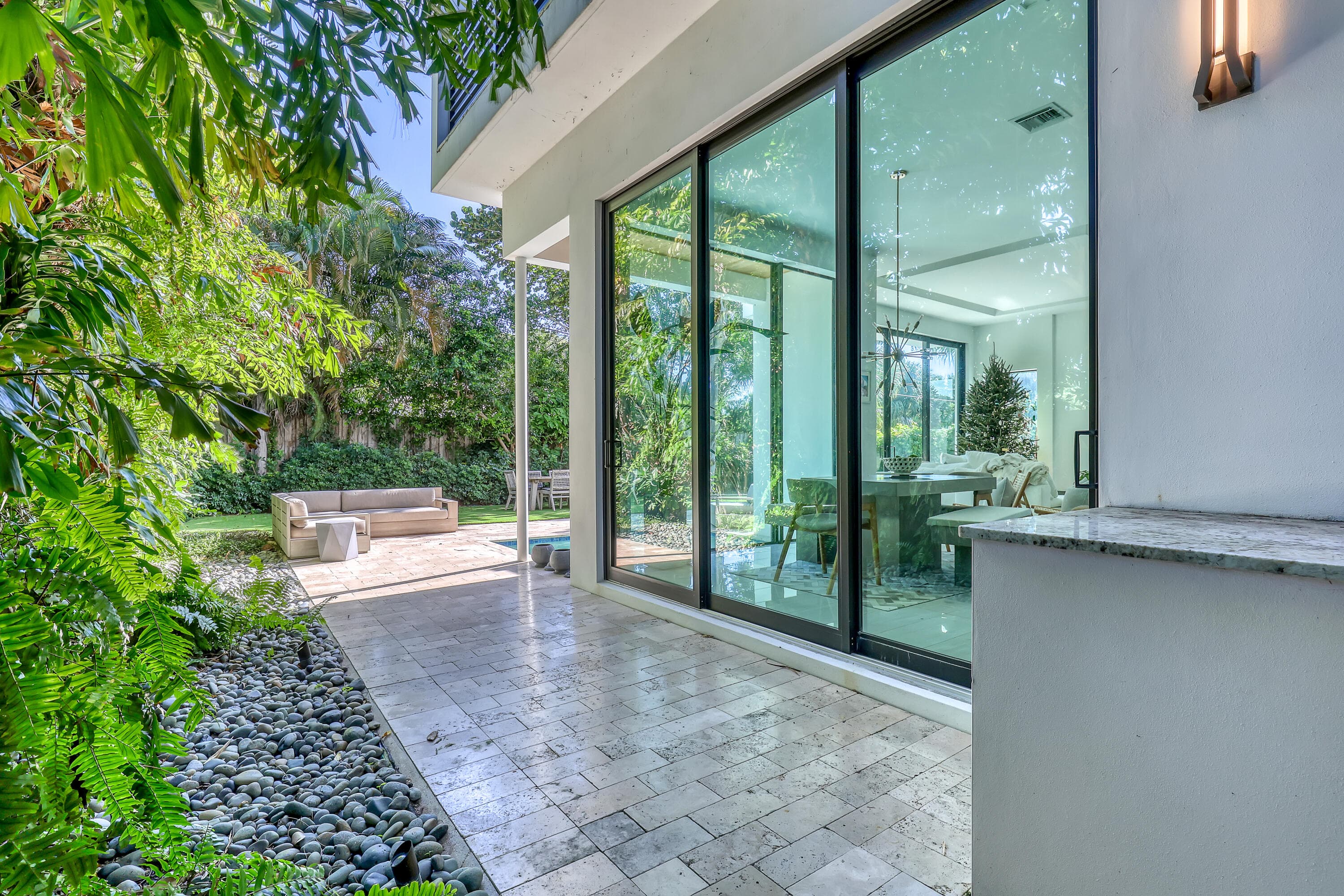 703 NE 5th Street, Delray Beach, FL 33483 32