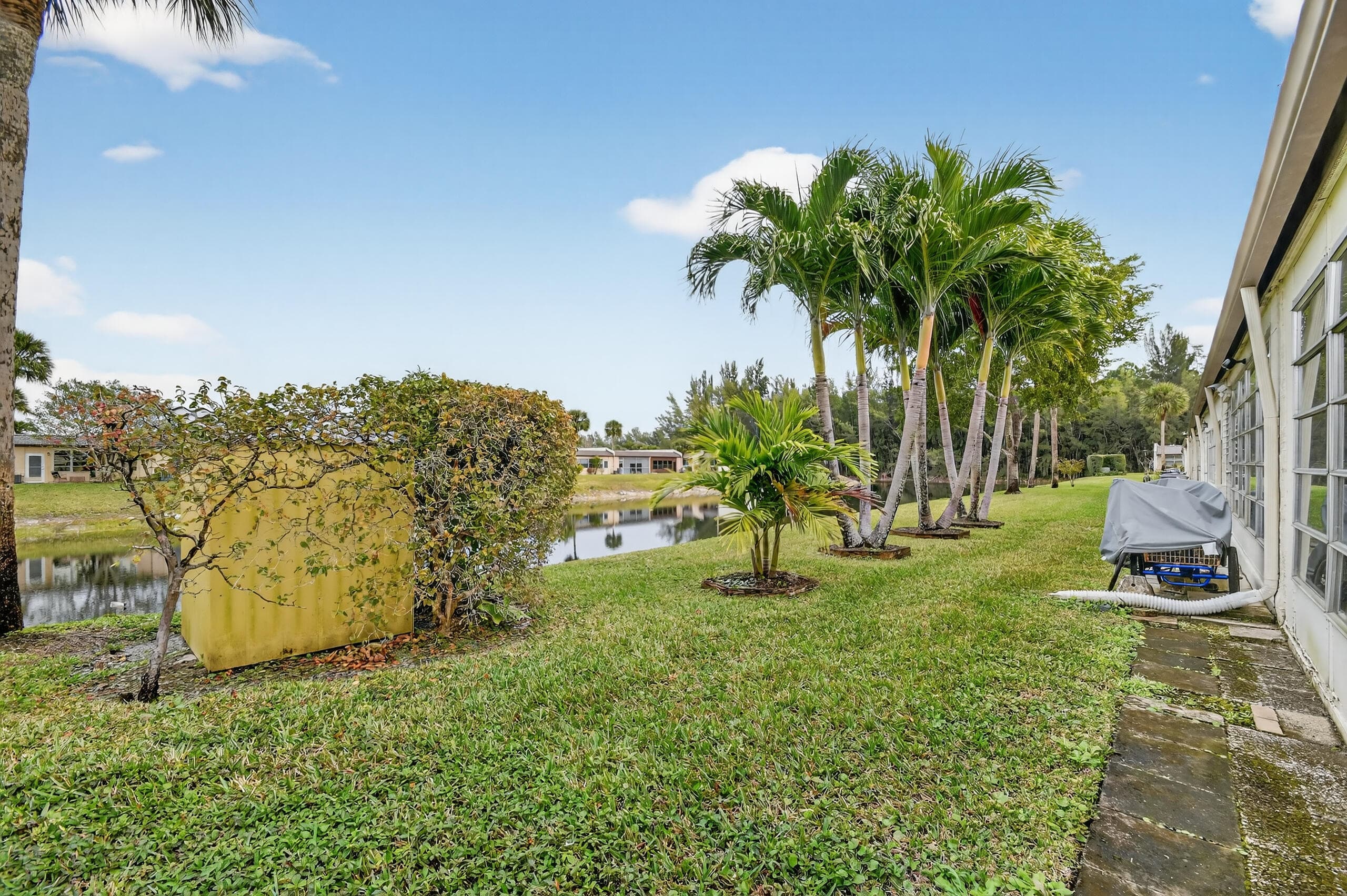 113 Lake Olive Drive 113, West Palm Beach, FL 33411 20