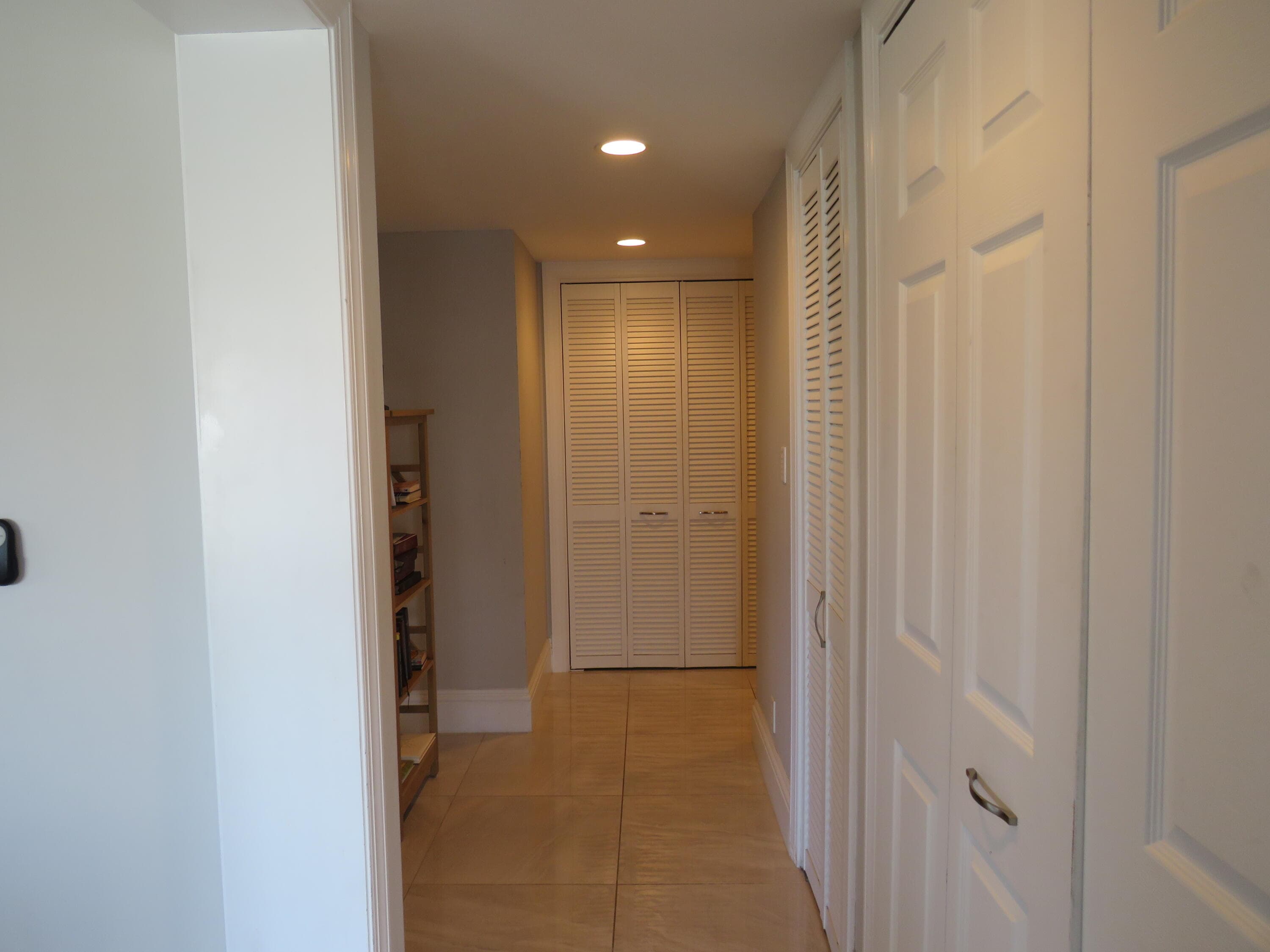 155 Yacht Club Drive 407, North Palm Beach, FL 33408 18