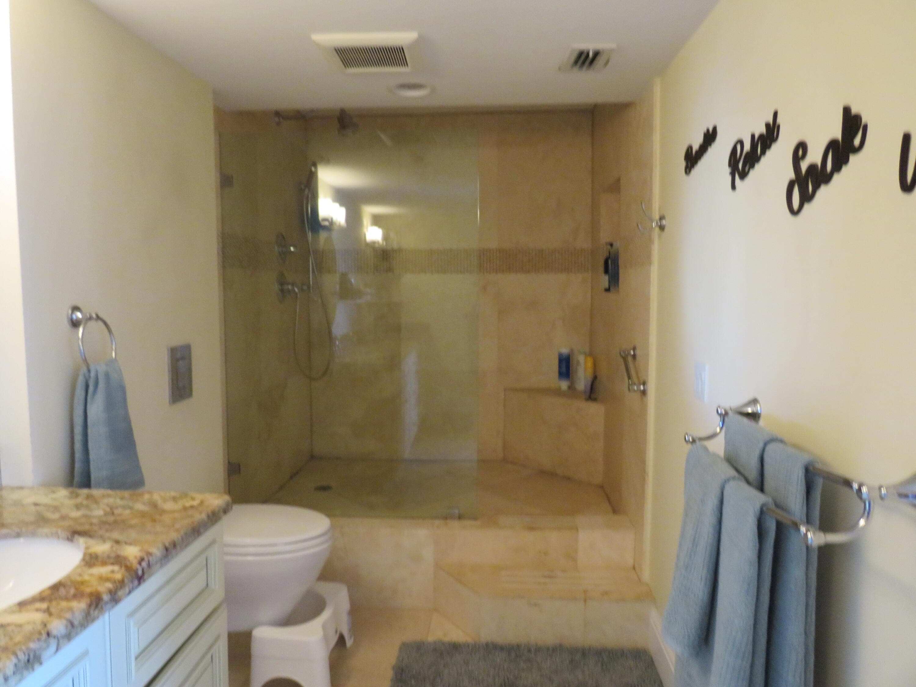 155 Yacht Club Drive 407, North Palm Beach, FL 33408 21