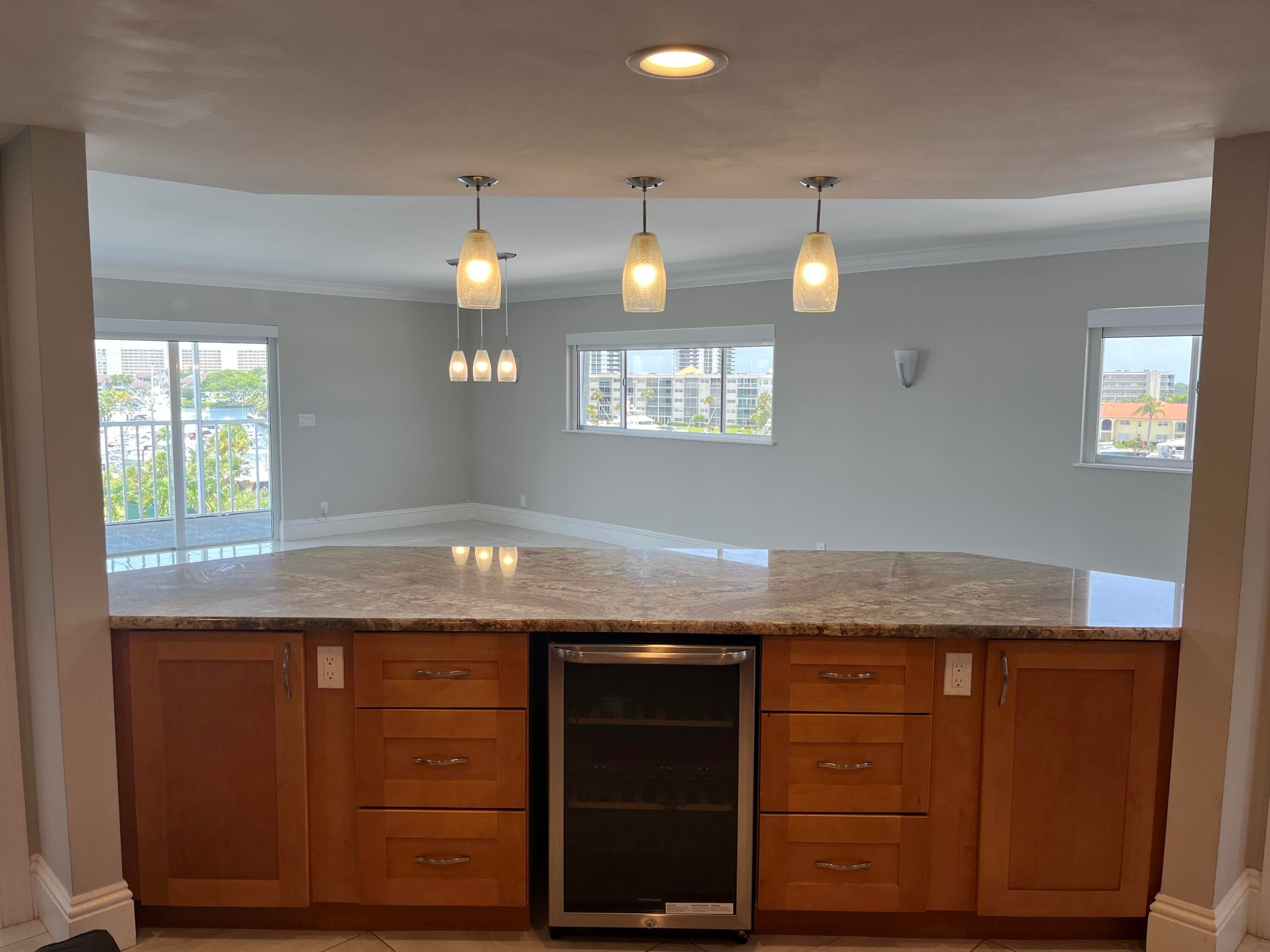 155 Yacht Club Drive 407, North Palm Beach, FL 33408 17
