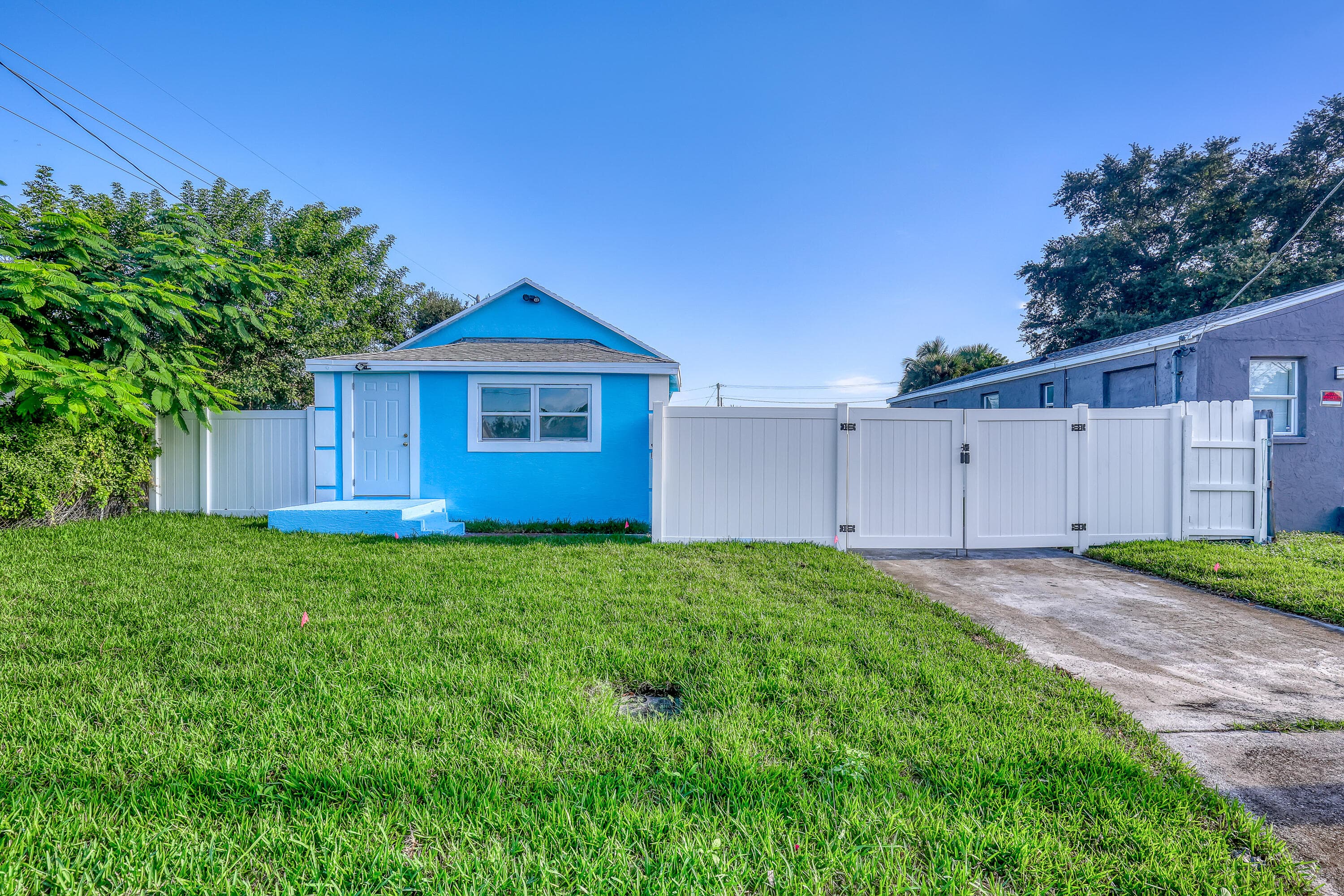 180 W 15th Street, Riviera Beach, FL 33404 3