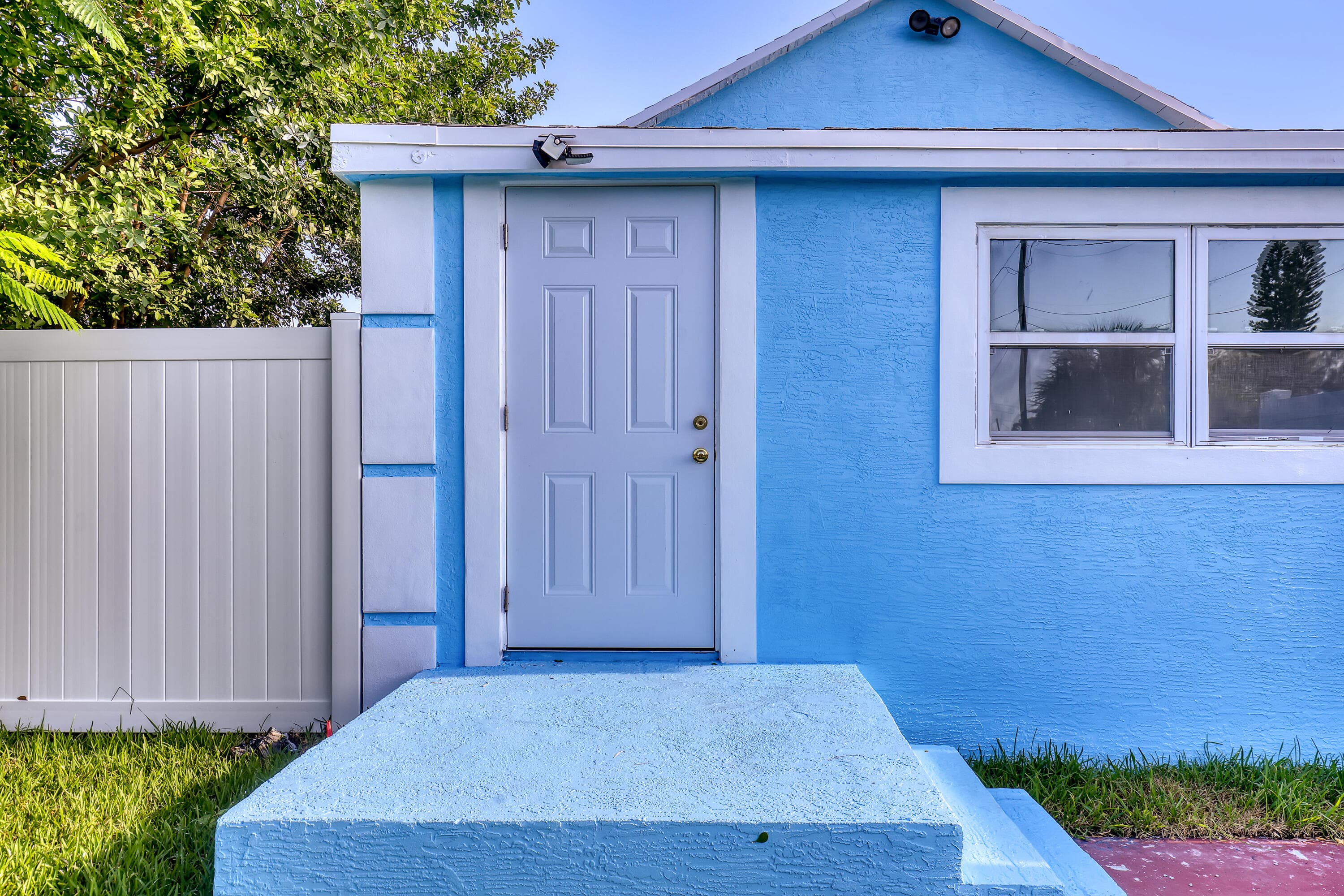 180 W 15th Street, Riviera Beach, FL 33404 5