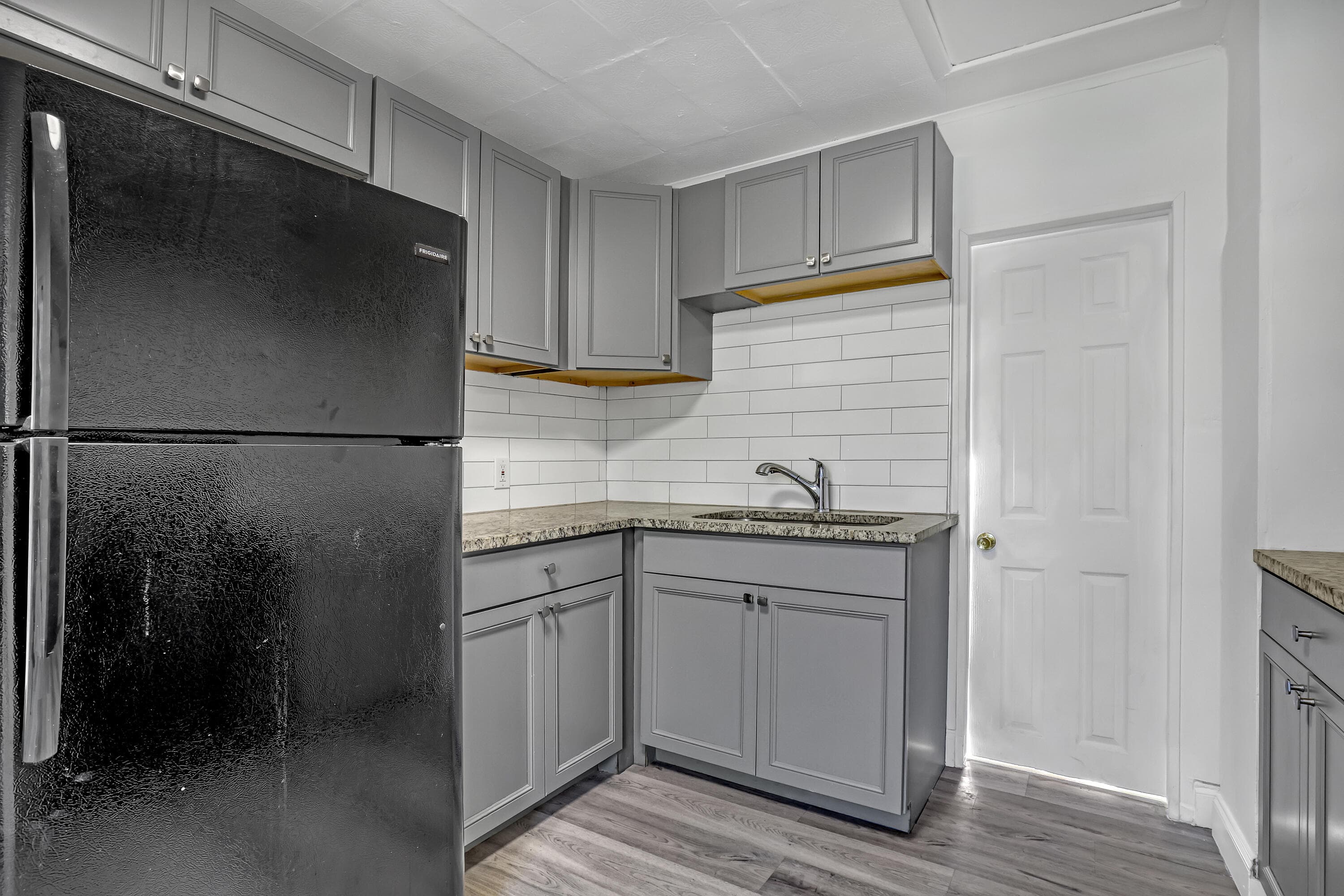 180 W 15th Street, Riviera Beach, FL 33404 10
