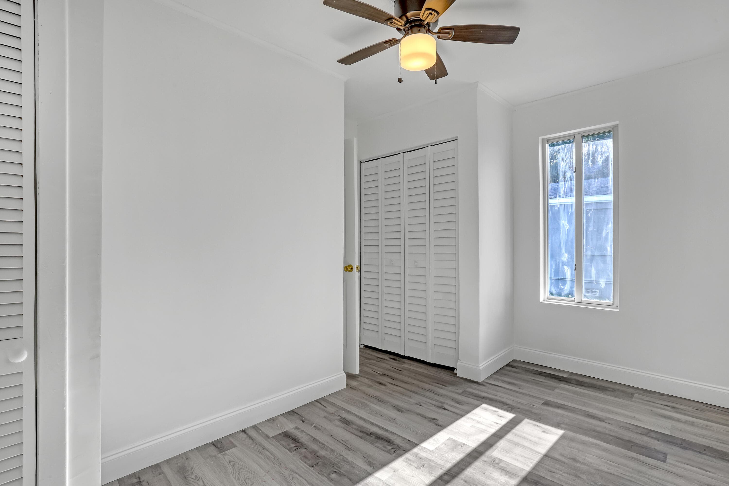 180 W 15th Street, Riviera Beach, FL 33404 13