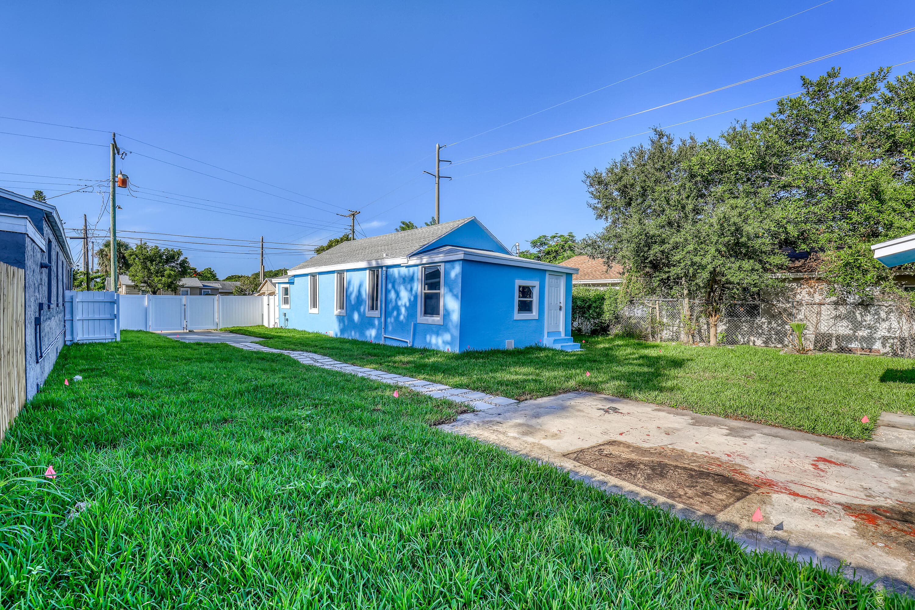 180 W 15th Street, Riviera Beach, FL 33404 22