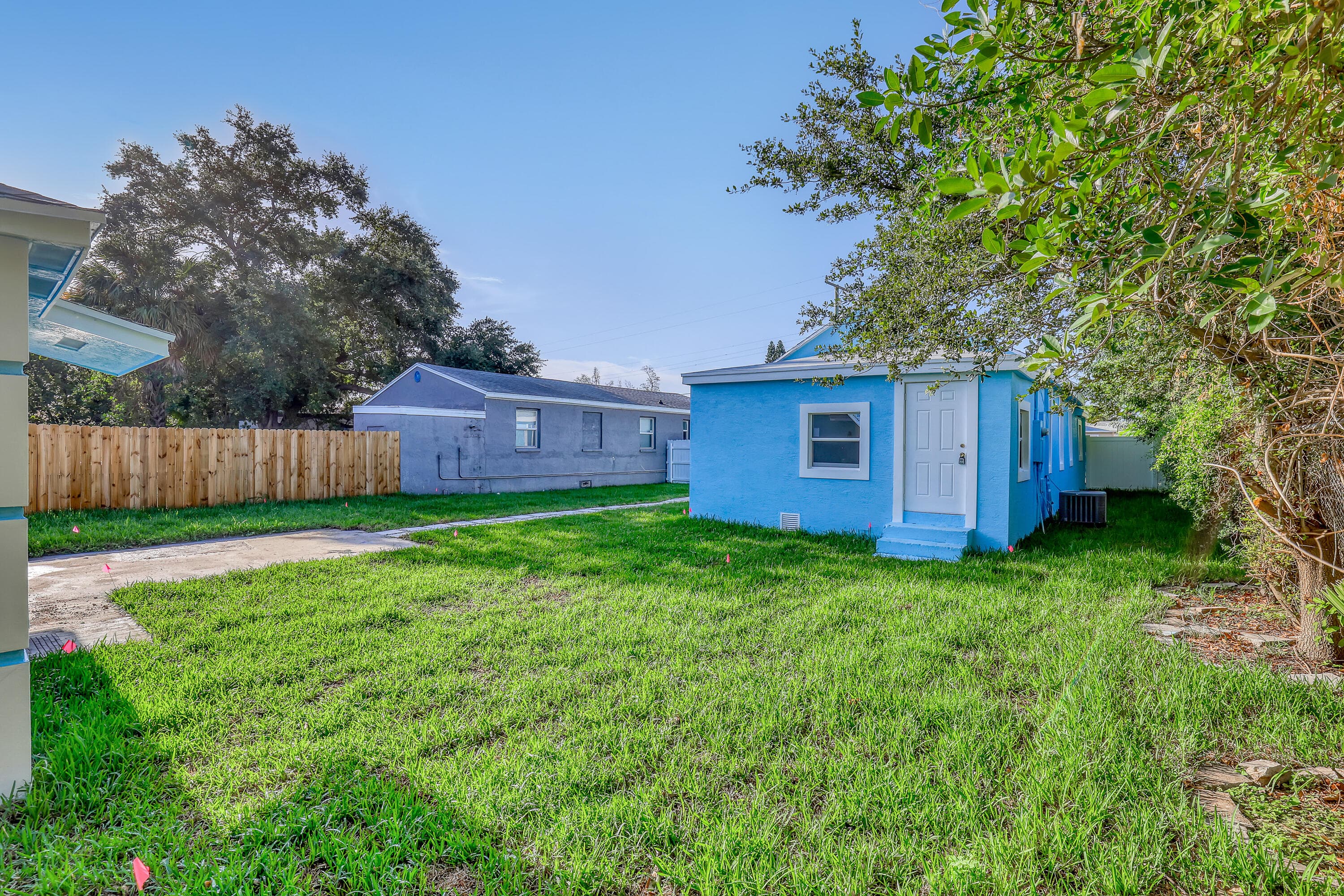 180 W 15th Street, Riviera Beach, FL 33404 24