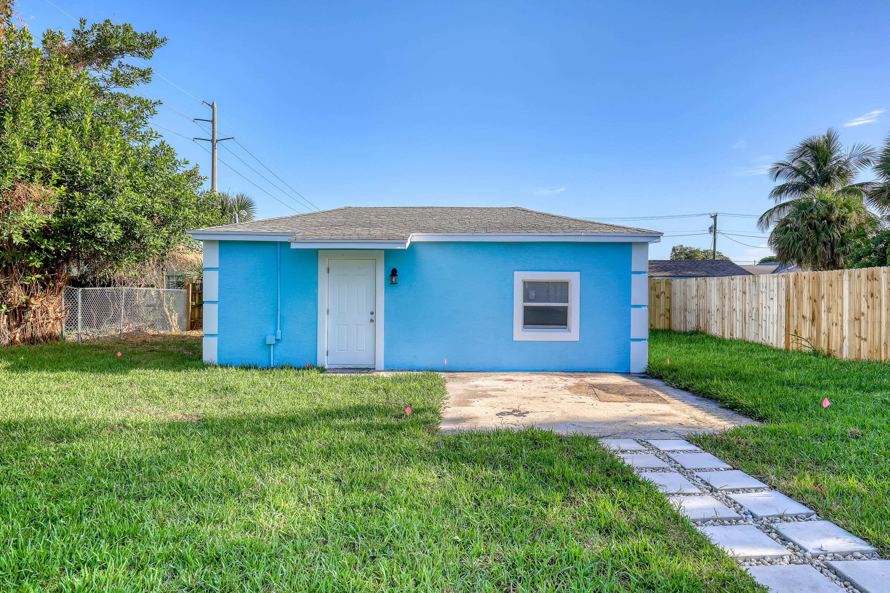 180 W 15th Street, Riviera Beach, FL 33404 26