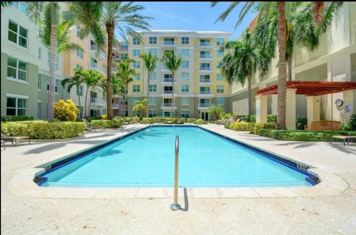 802 W Windward Way 216, Lantana, FL 33462 8