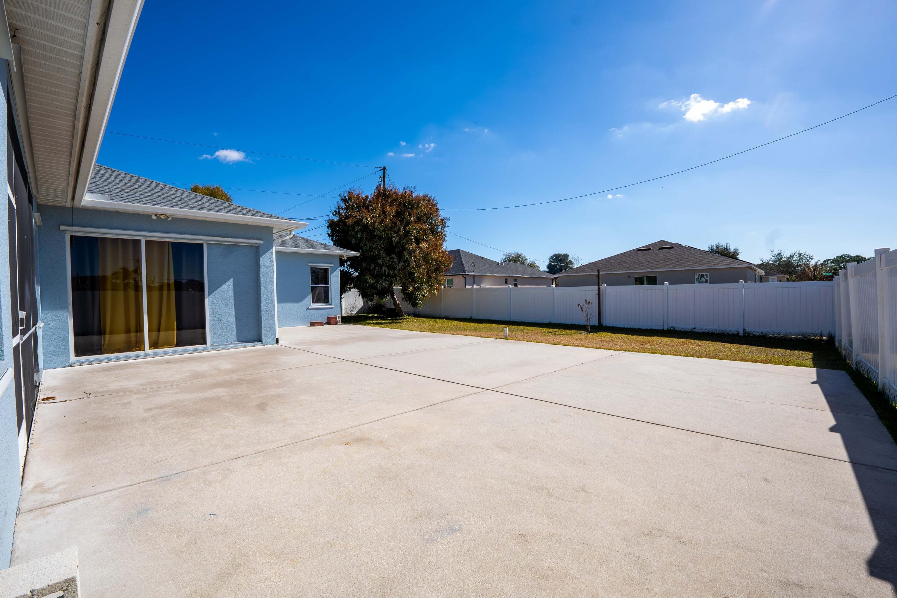 1999 SW Gourmet Street SW, Port St. Lucie, FL 34953 35