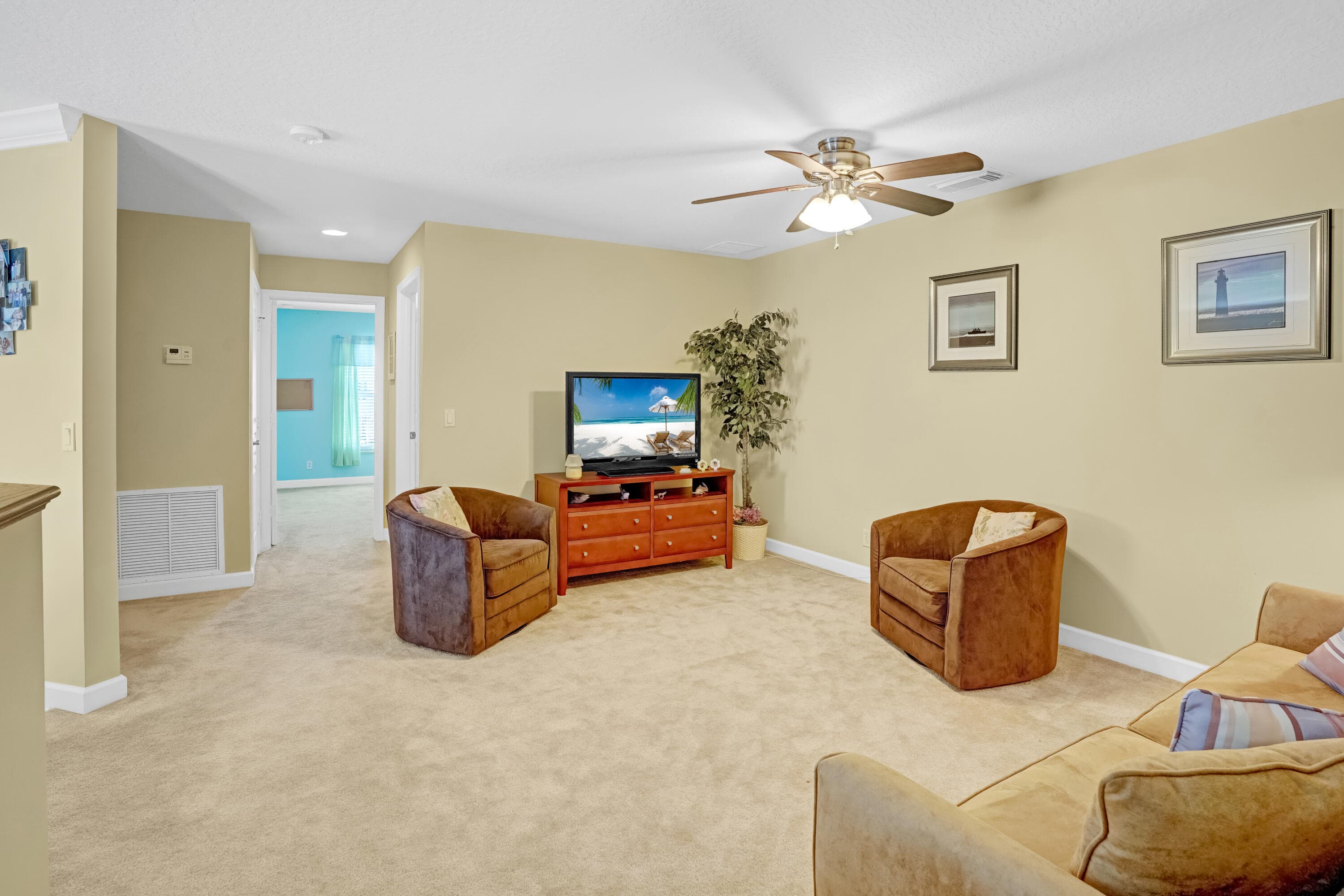 10484 SW Westlawn Boulevard, Port St. Lucie, FL 34987 32