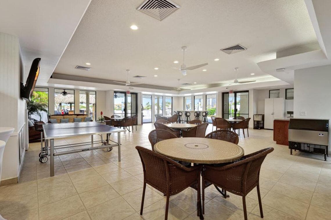 240 Captains Walk 5150, Delray Beach, FL 33483 29