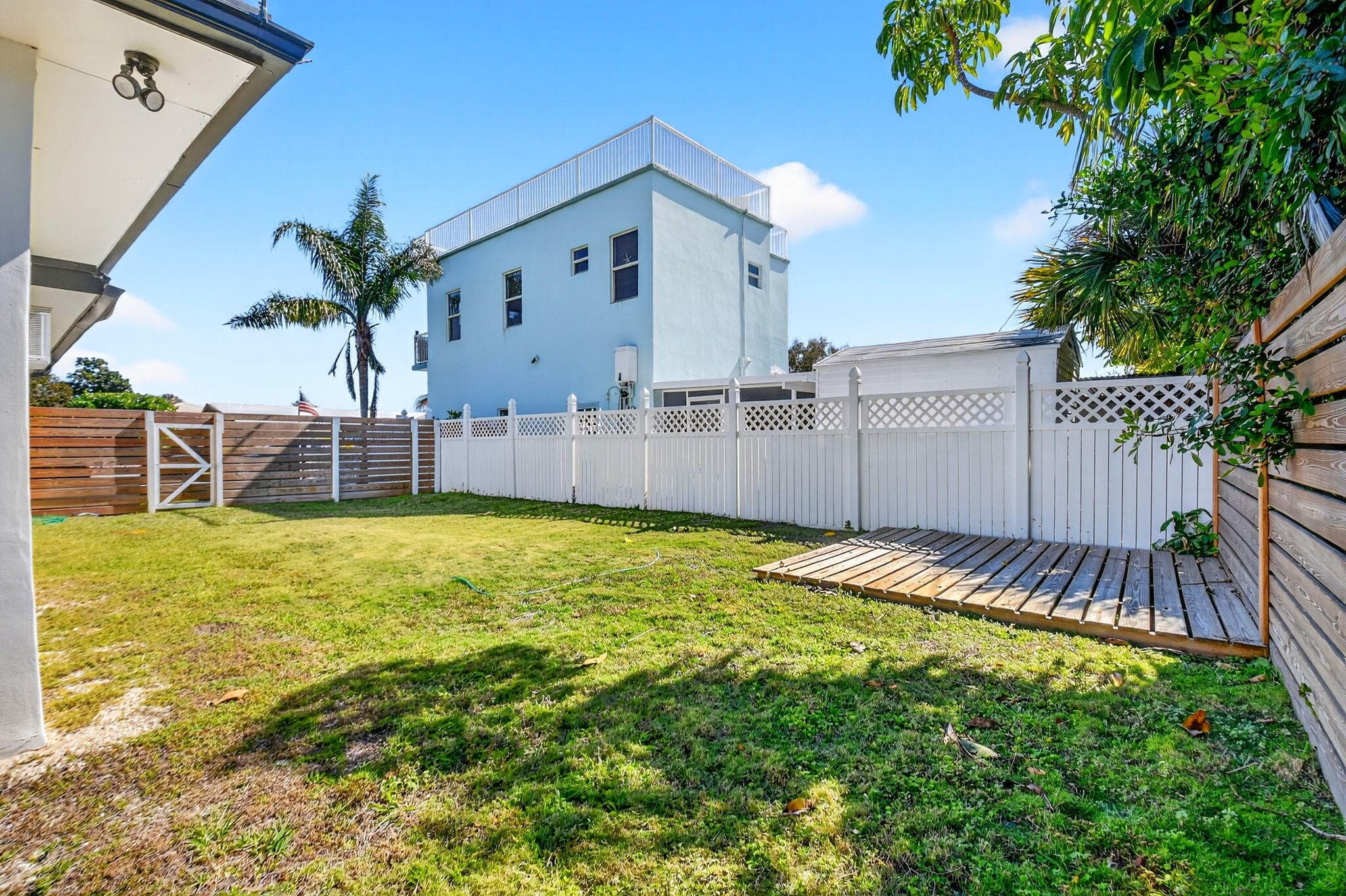 3651 Palm Drive, Riviera Beach, FL 33404 50