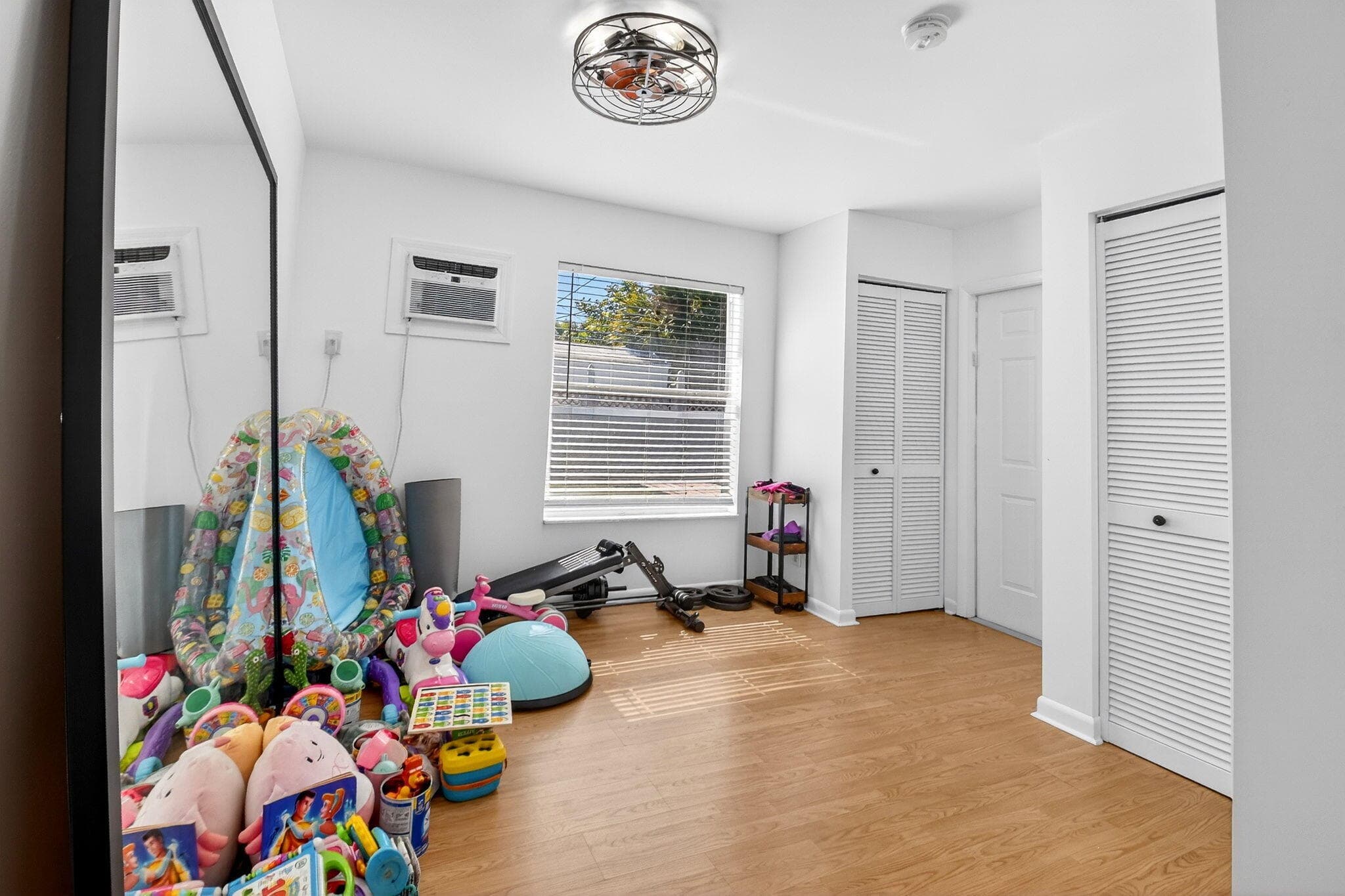 3651 Palm Drive, Riviera Beach, FL 33404 43